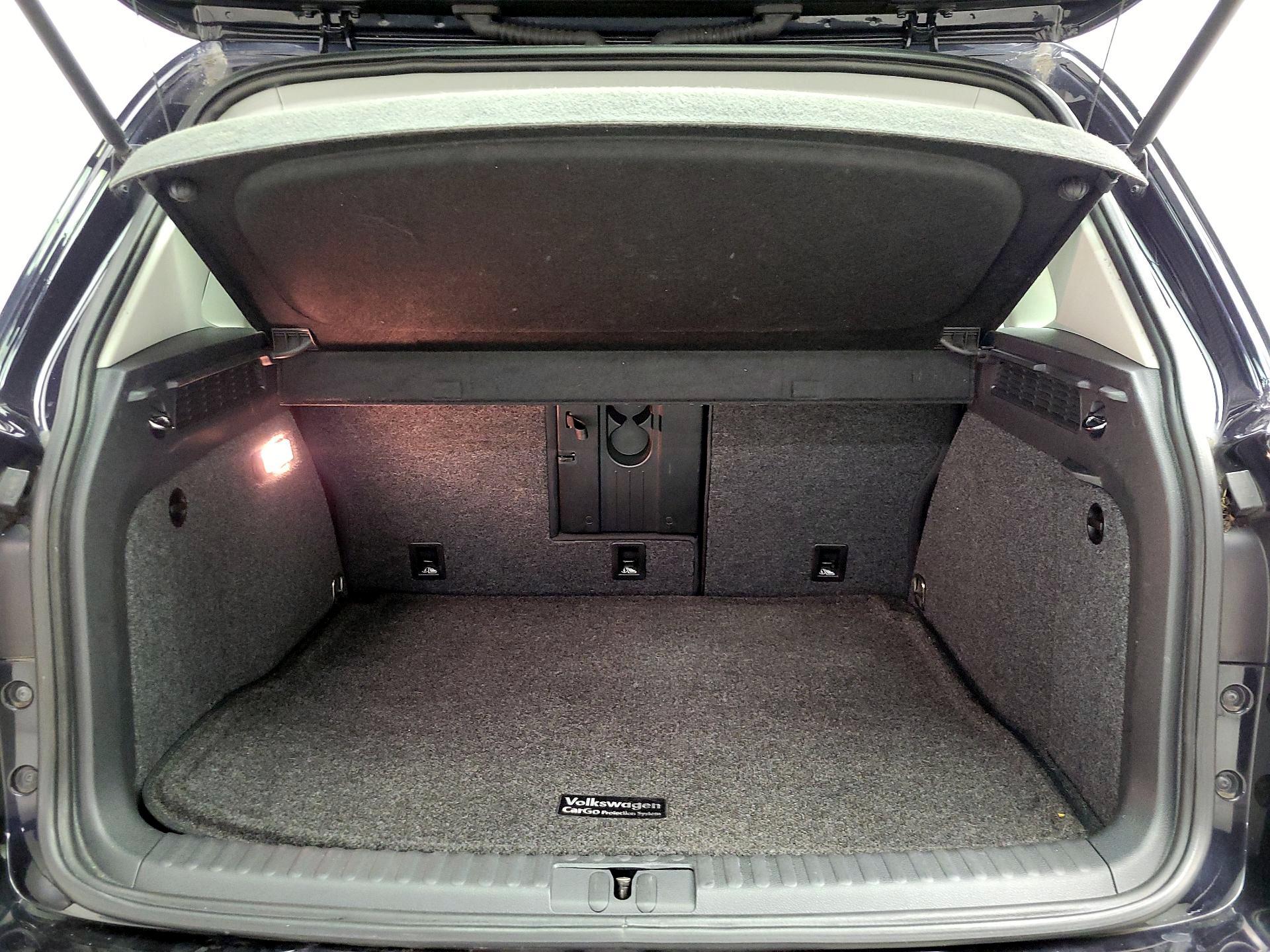 Thumbnail: 2017 Volkswagen Tiguan - 19
