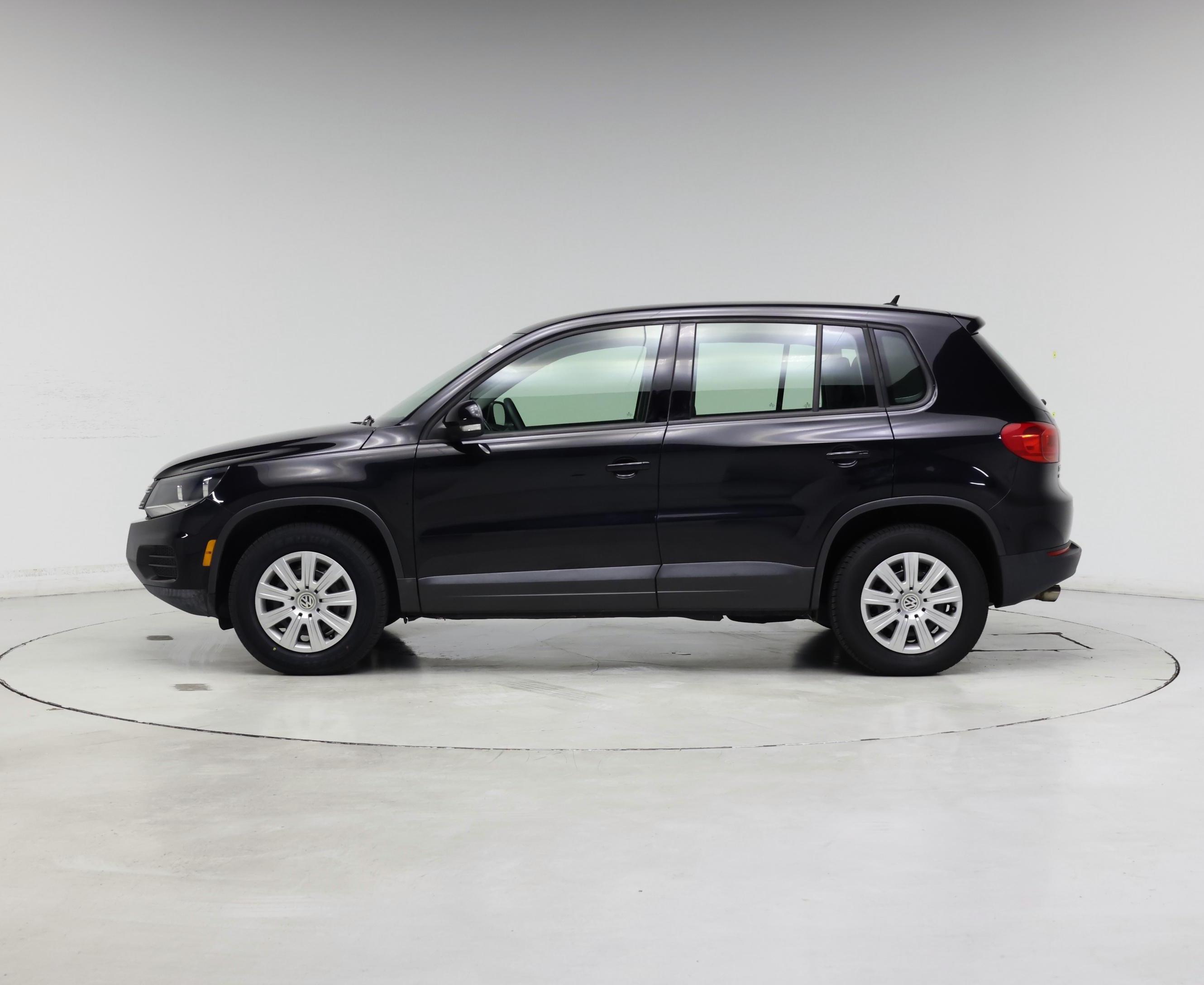 Thumbnail: 2017 Volkswagen Tiguan - 3