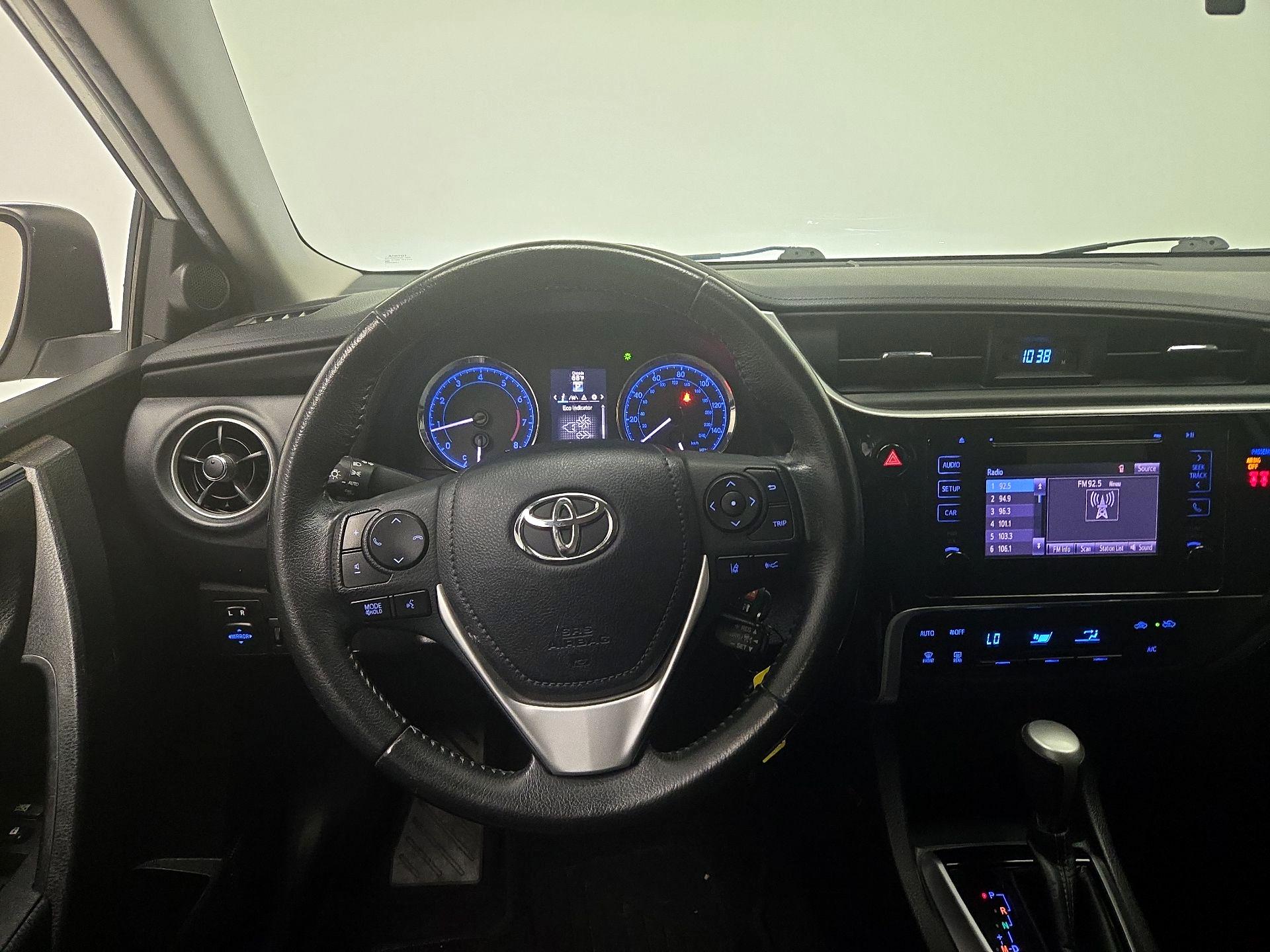Thumbnail: 2019 Toyota Corolla - 10