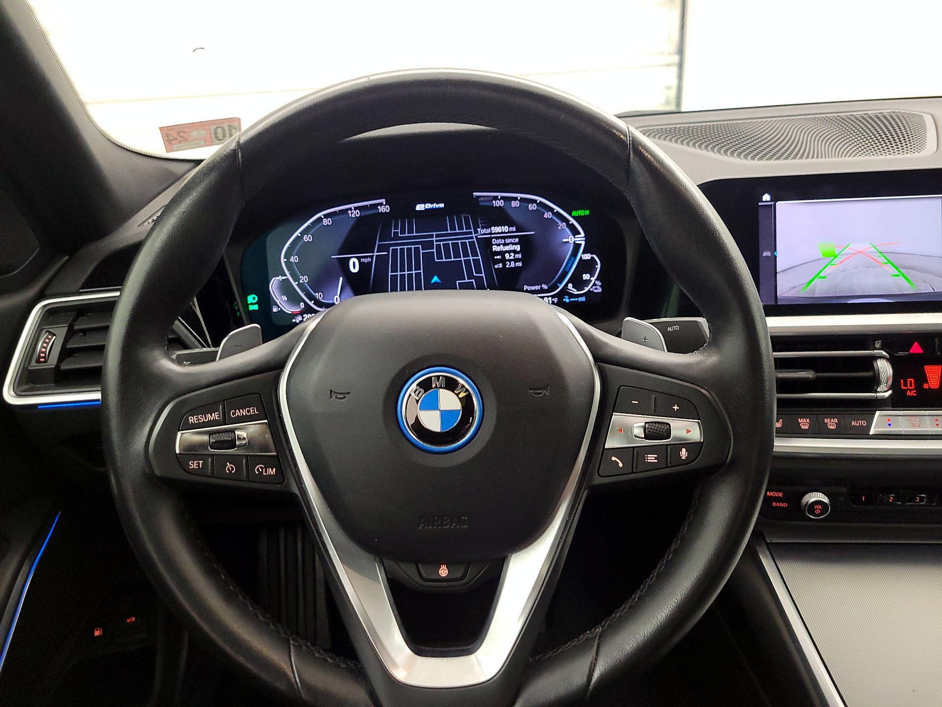 Thumbnail: 2022 BMW 3 Series - 10