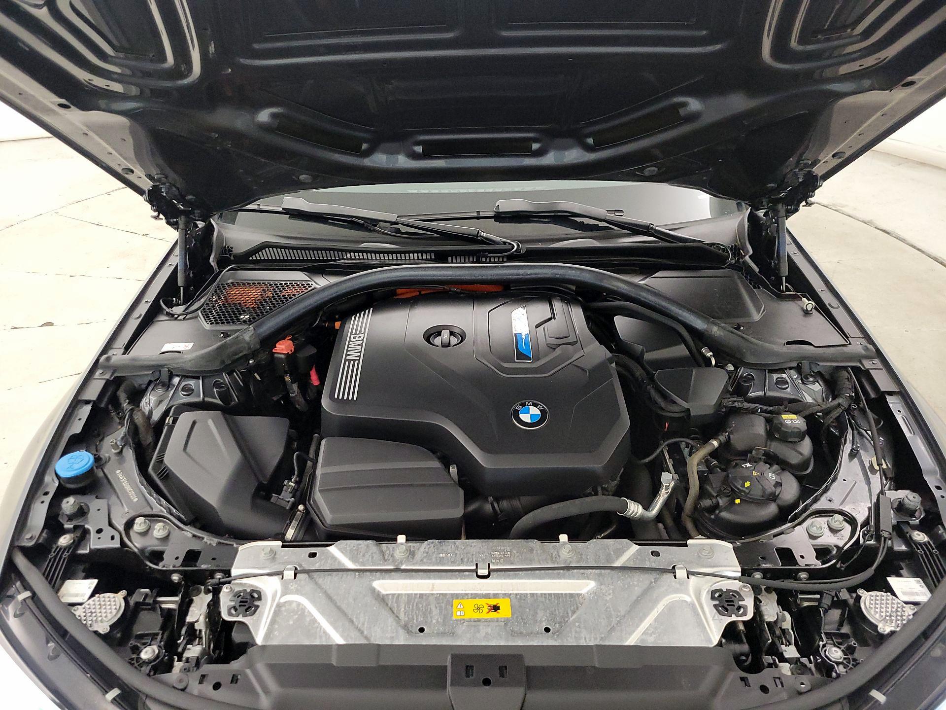 Thumbnail: 2022 BMW 3 Series - 20