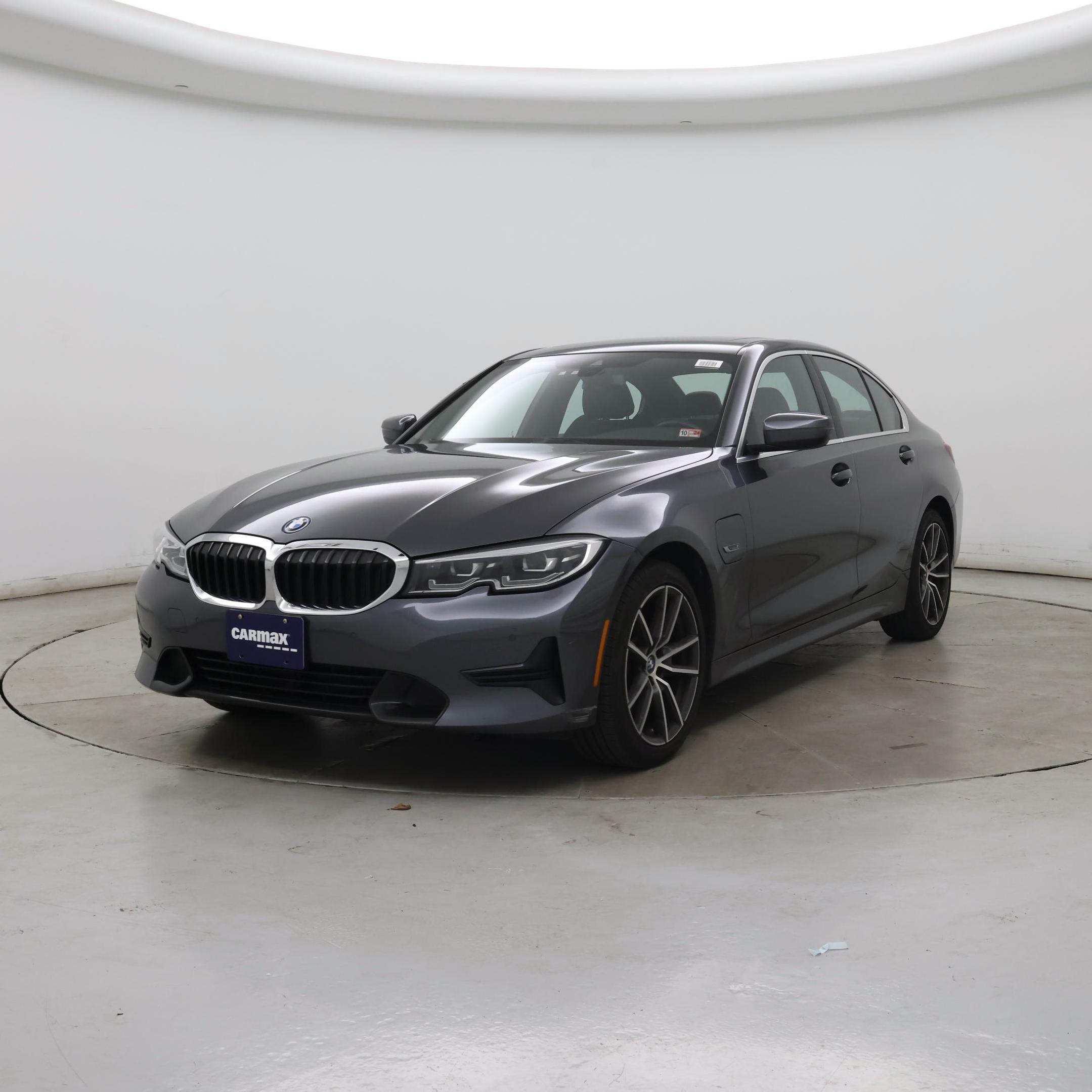 Thumbnail: 2022 BMW 3 Series - 4