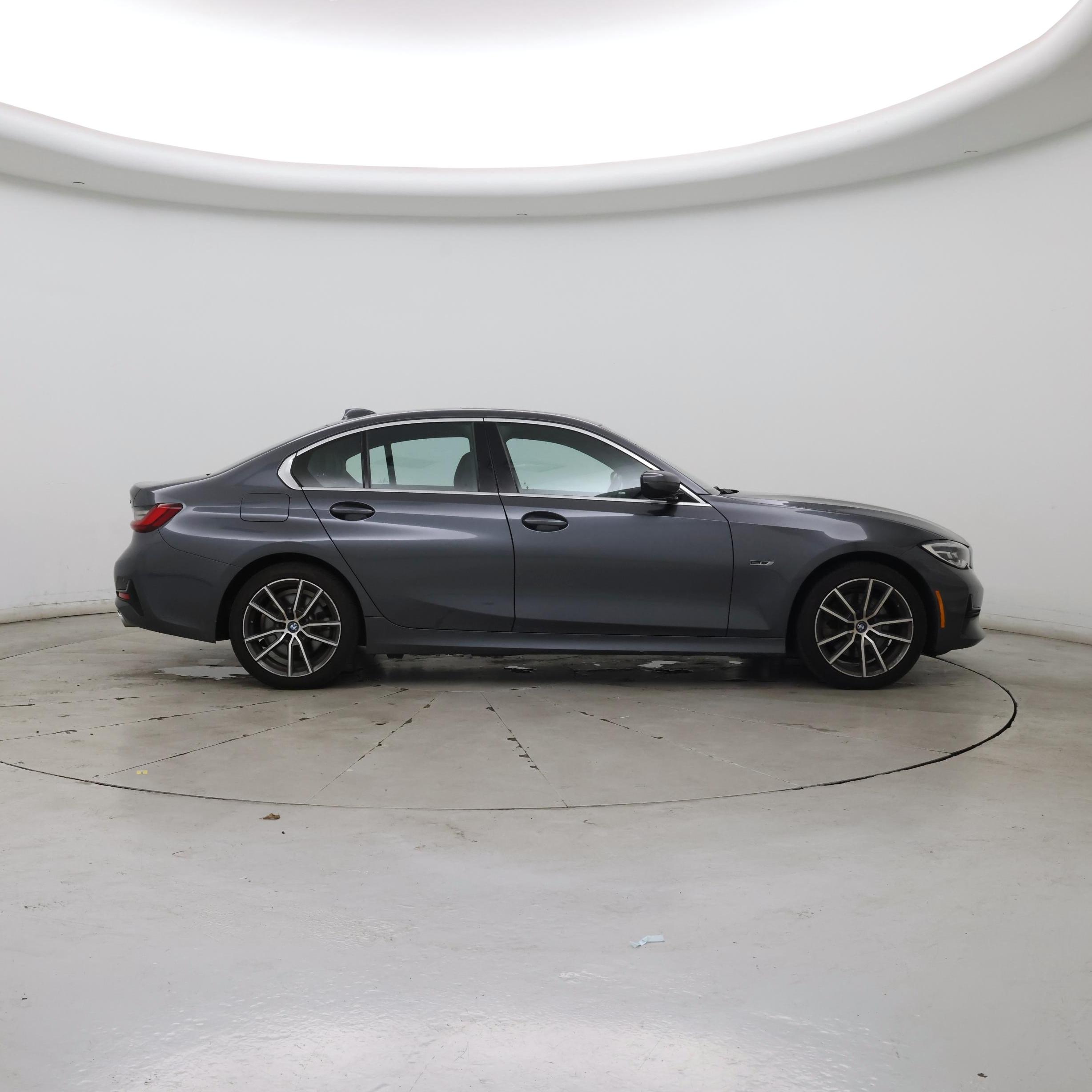 Thumbnail: 2022 BMW 3 Series - 7