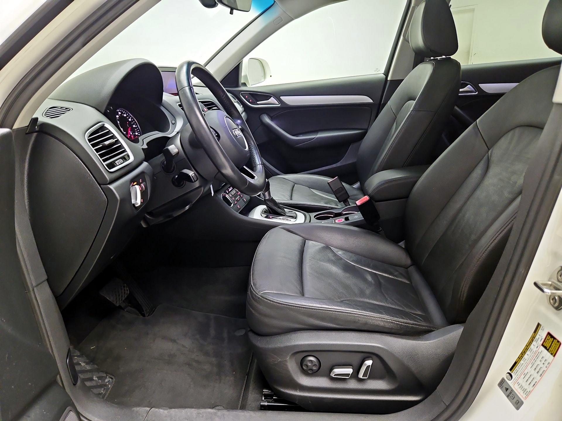Thumbnail: 2017 Audi Q3 - 11