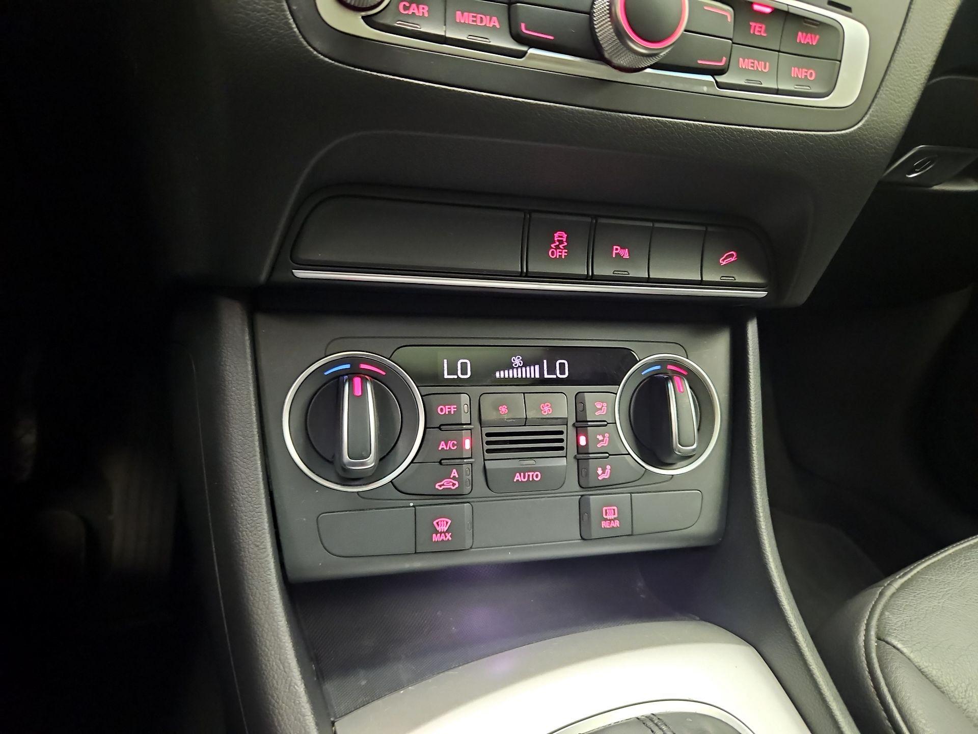 Thumbnail: 2017 Audi Q3 - 15
