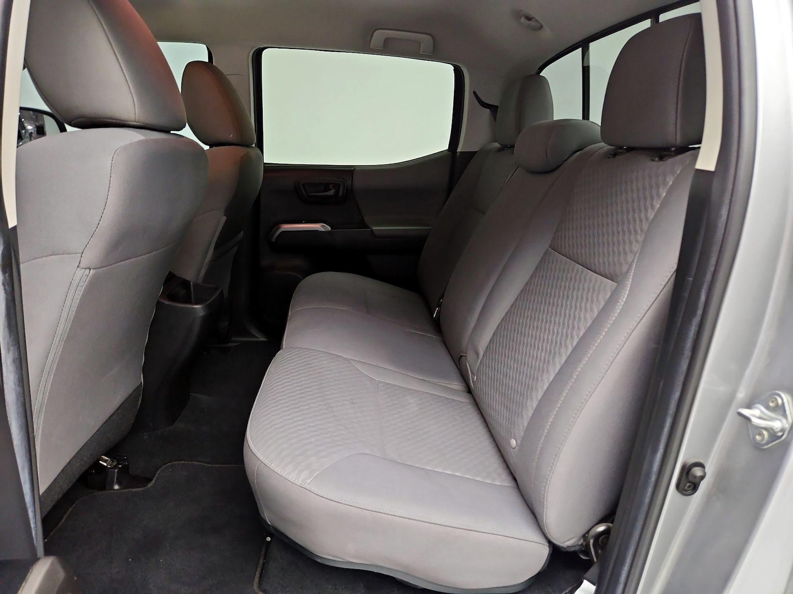 2022 Toyota Tacoma SR5 - Photo 20