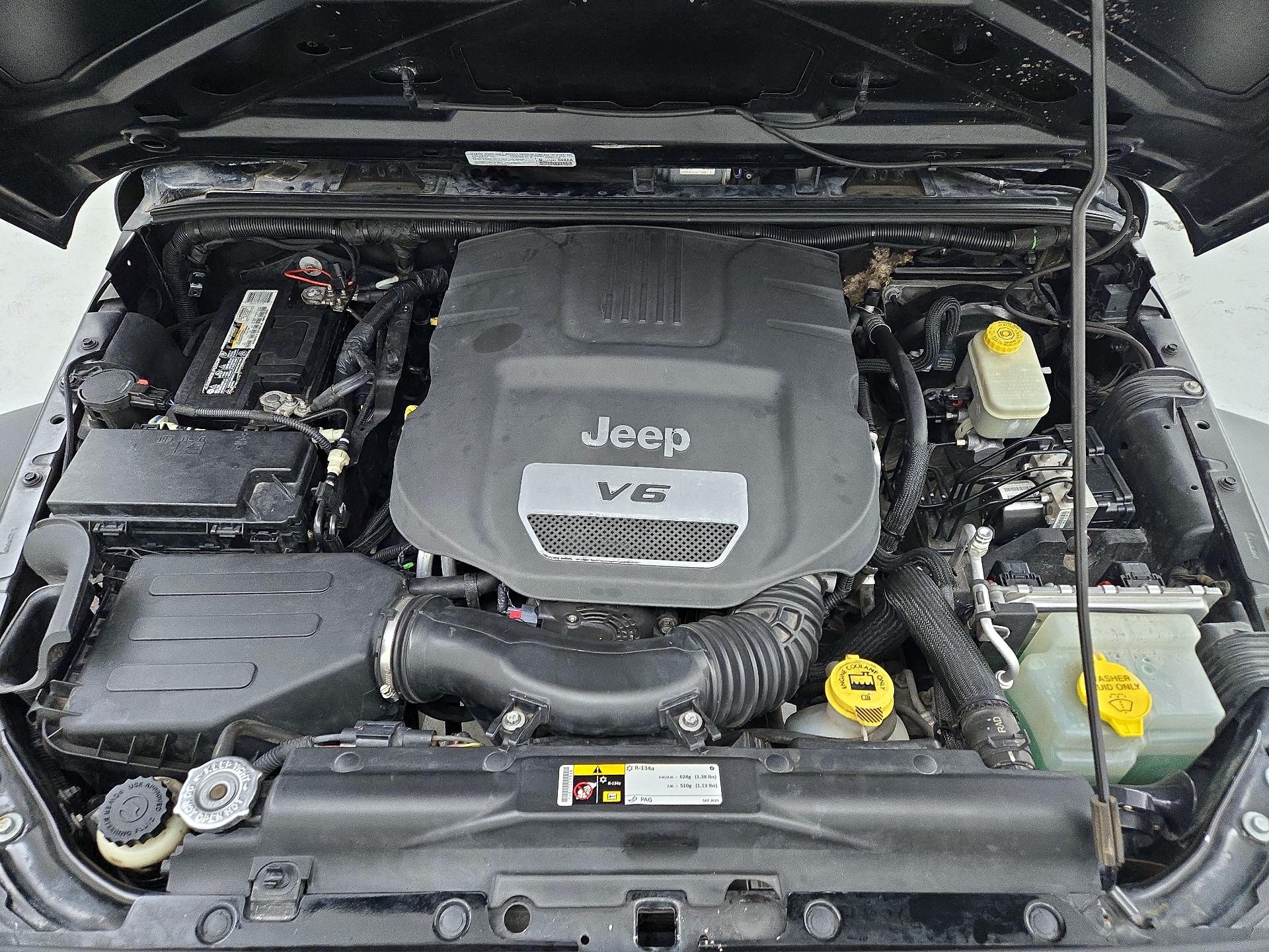 Thumbnail: 2014 Jeep Wrangler - 20