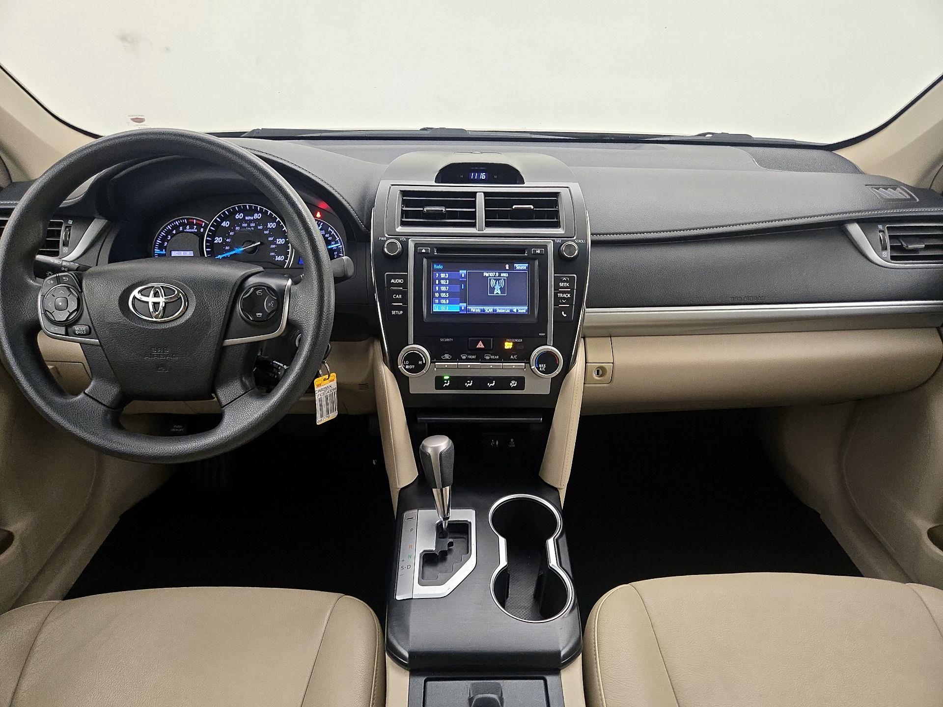 Thumbnail: 2014 Toyota Camry - 9
