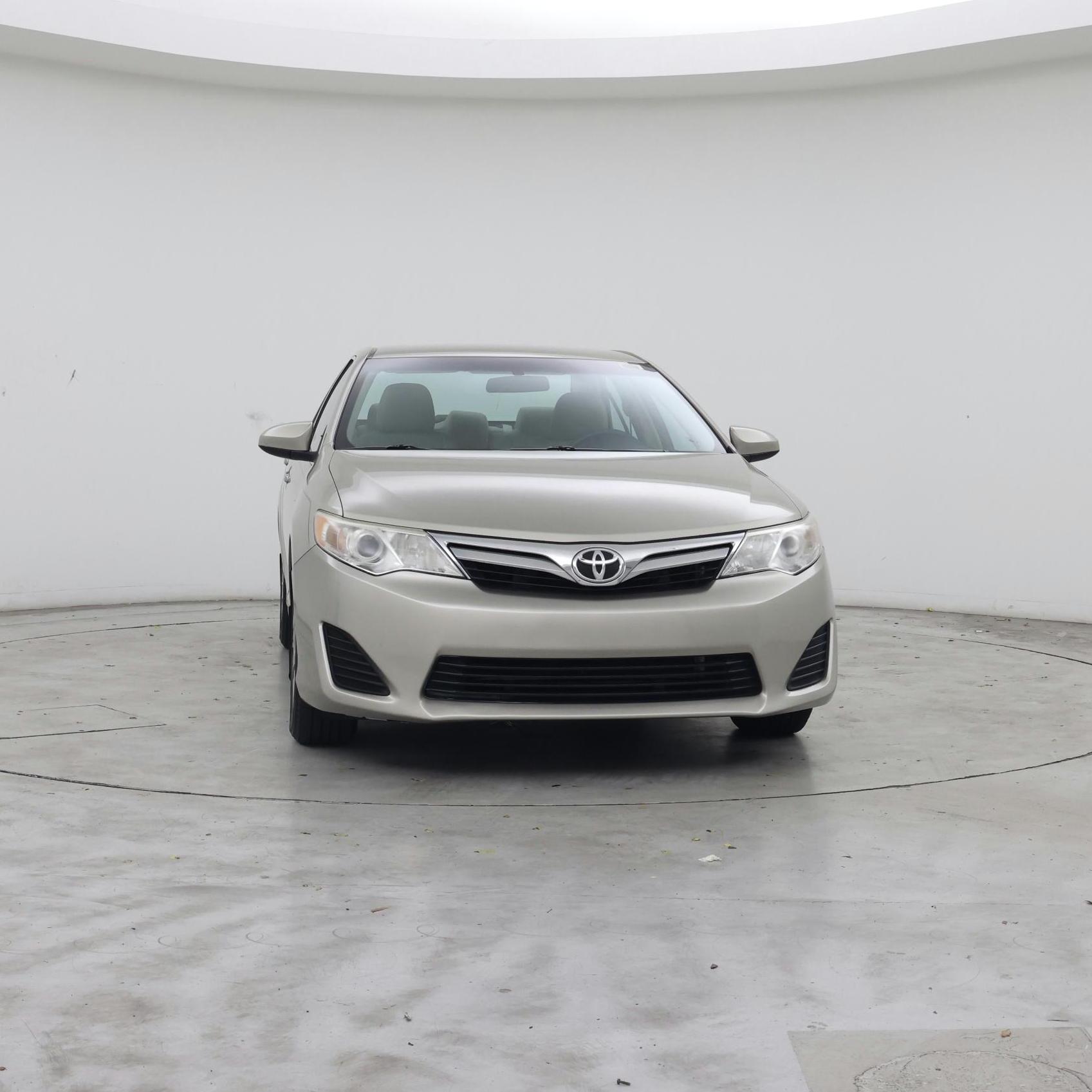 Thumbnail: 2014 Toyota Camry - 5