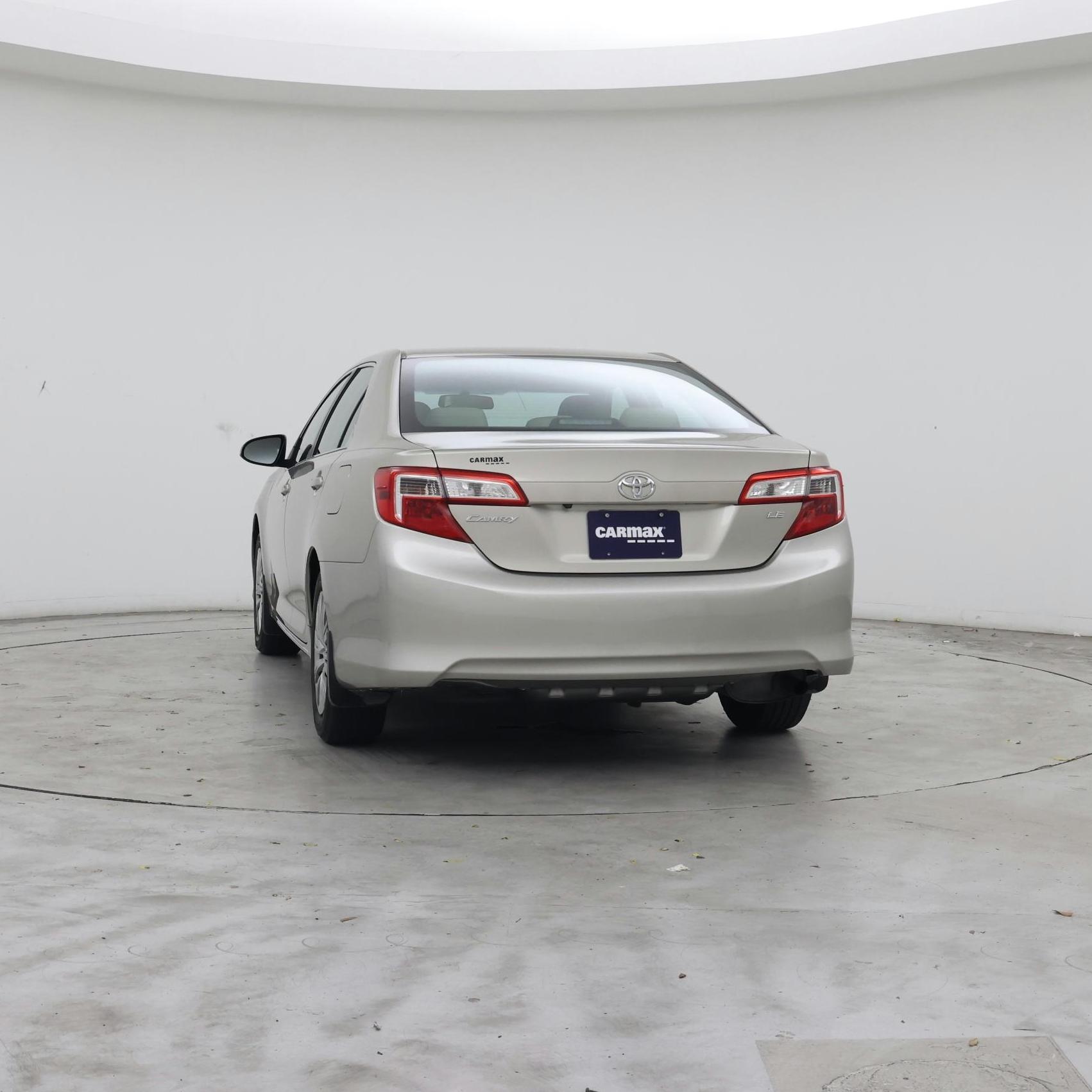 Thumbnail: 2014 Toyota Camry - 6