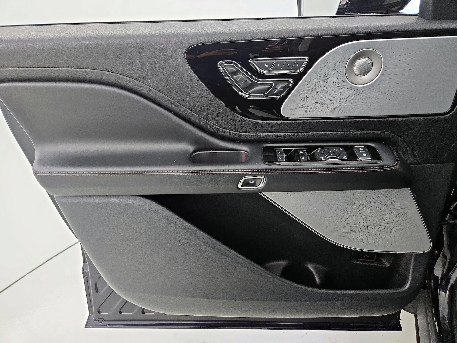 2021 Lincoln Aviator Reserve - Photo 13