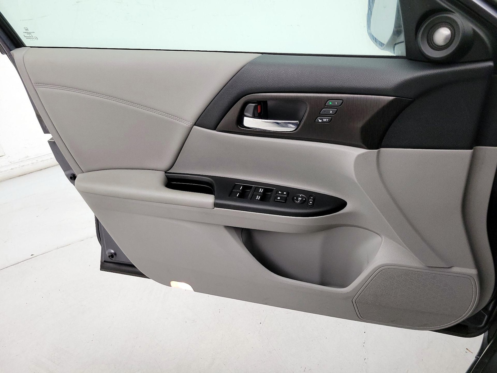 2015 Honda Accord Touring - Photo 13