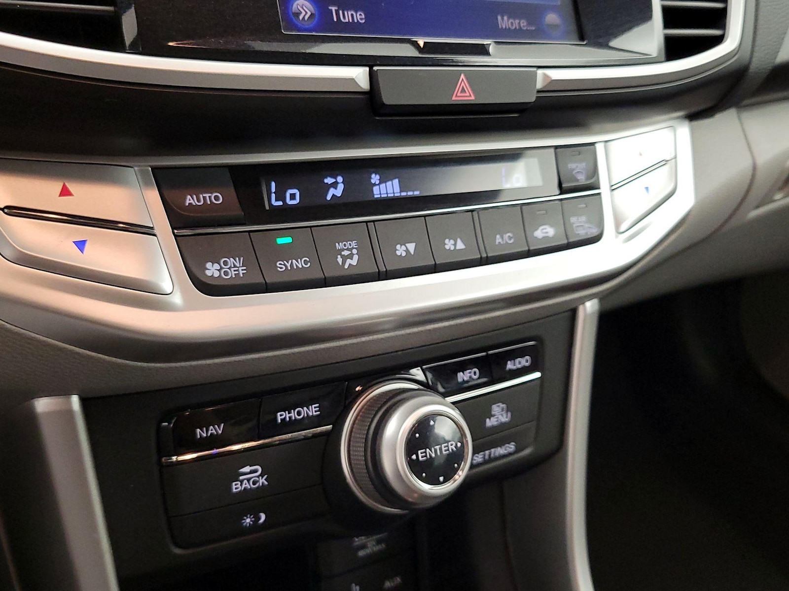 2015 Honda Accord Touring - Photo 17