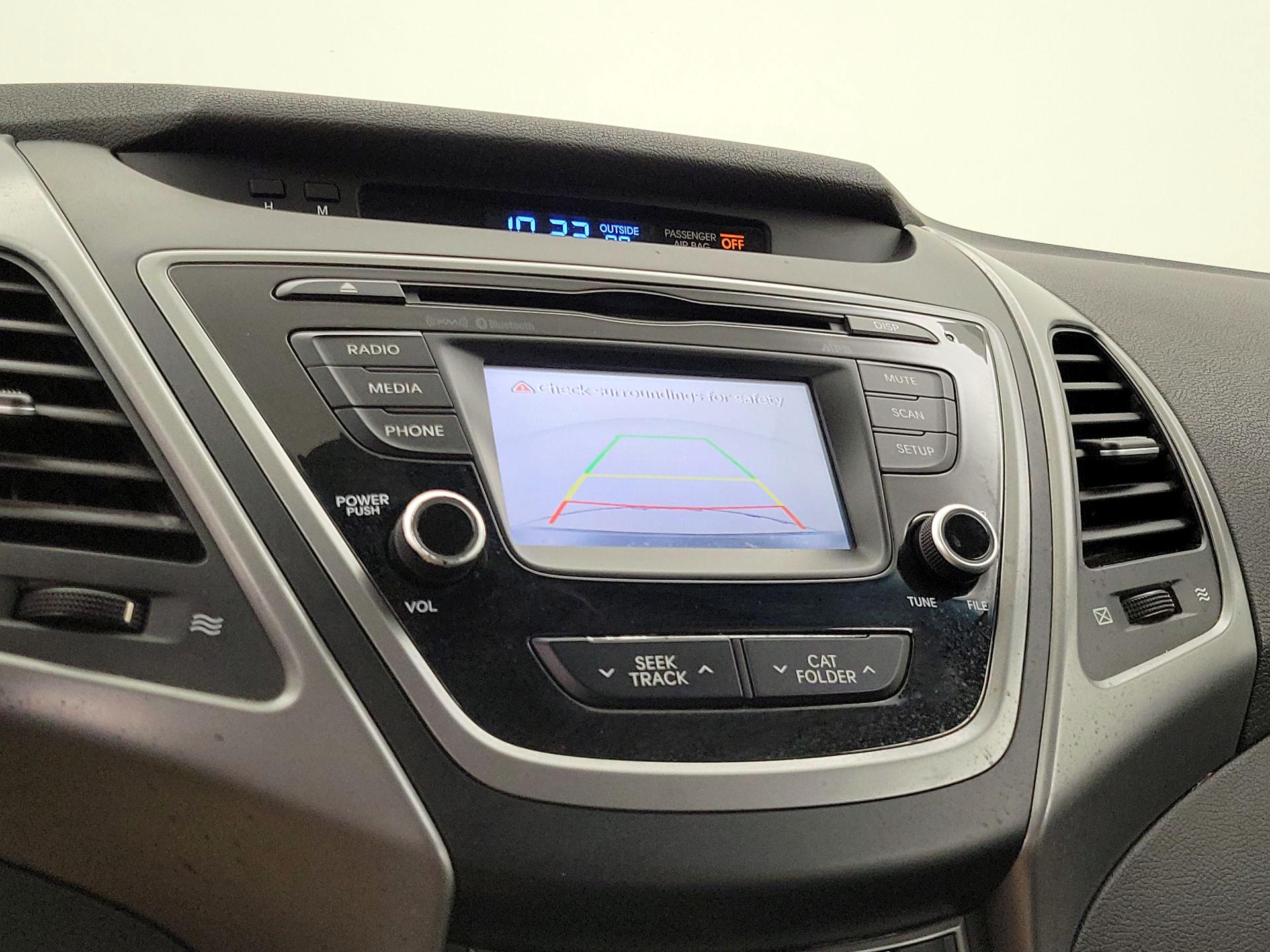 Thumbnail: 2016 Hyundai Elantra - 14