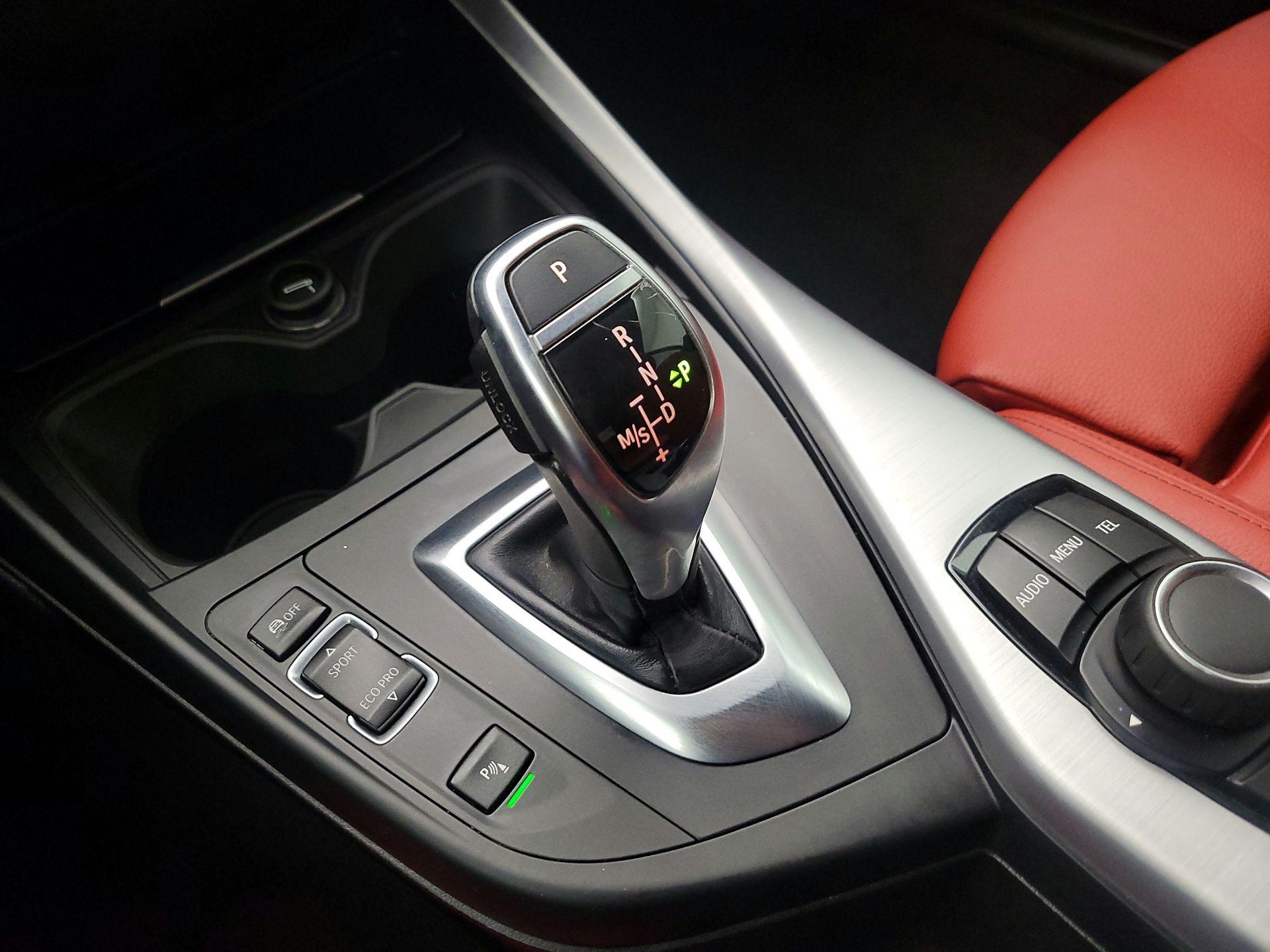Thumbnail: 2016 BMW 2 Series - 17