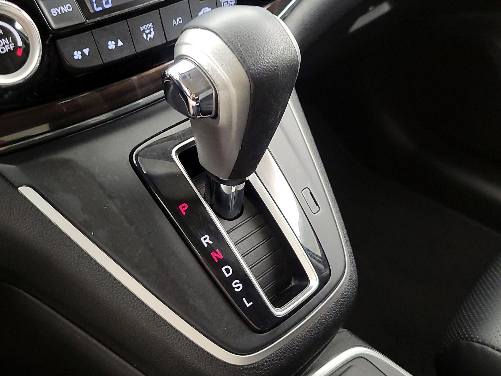 Thumbnail: 2015 Honda CR-V - 17