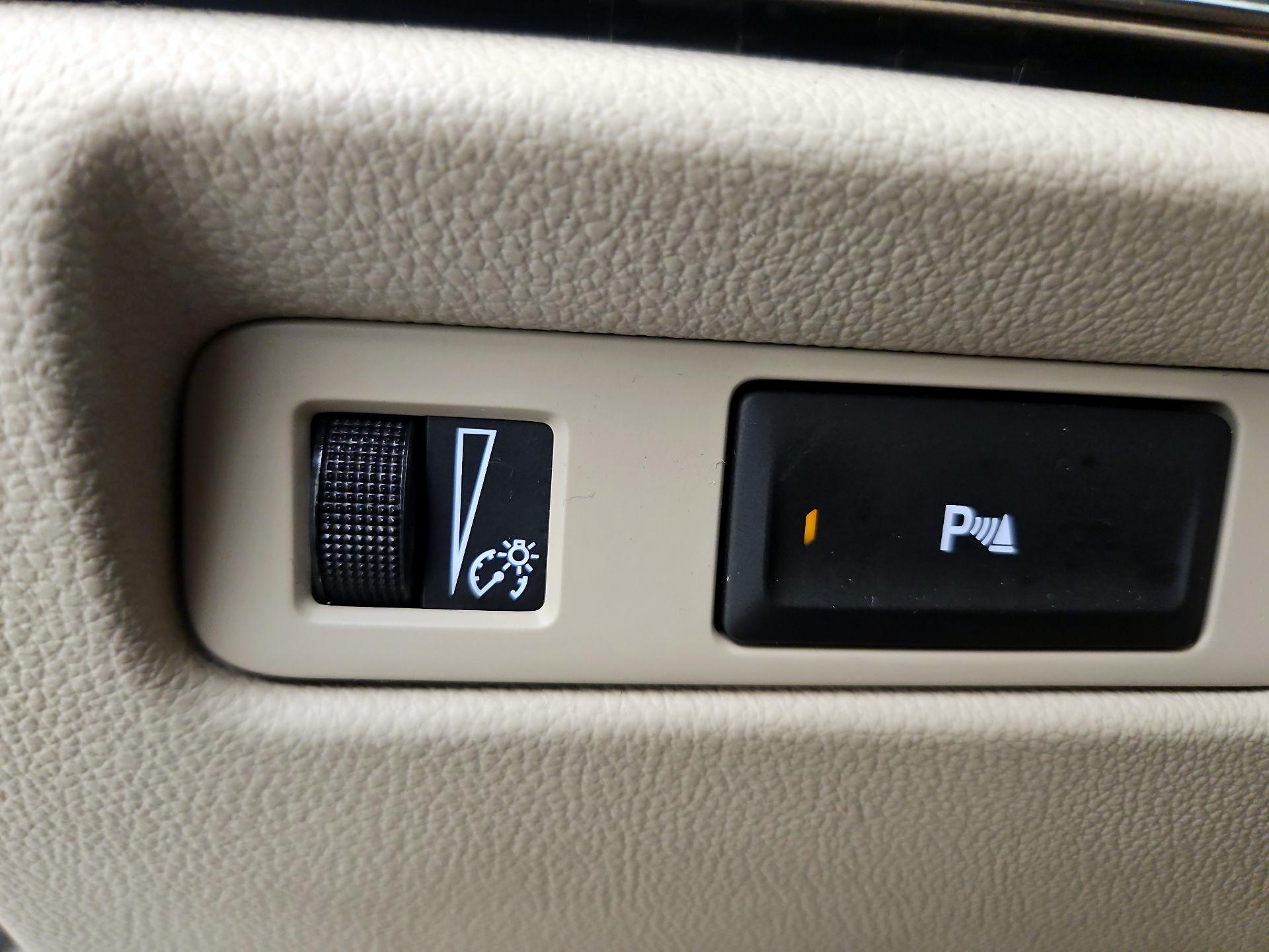 Thumbnail: 2015 Cadillac ATS - 13