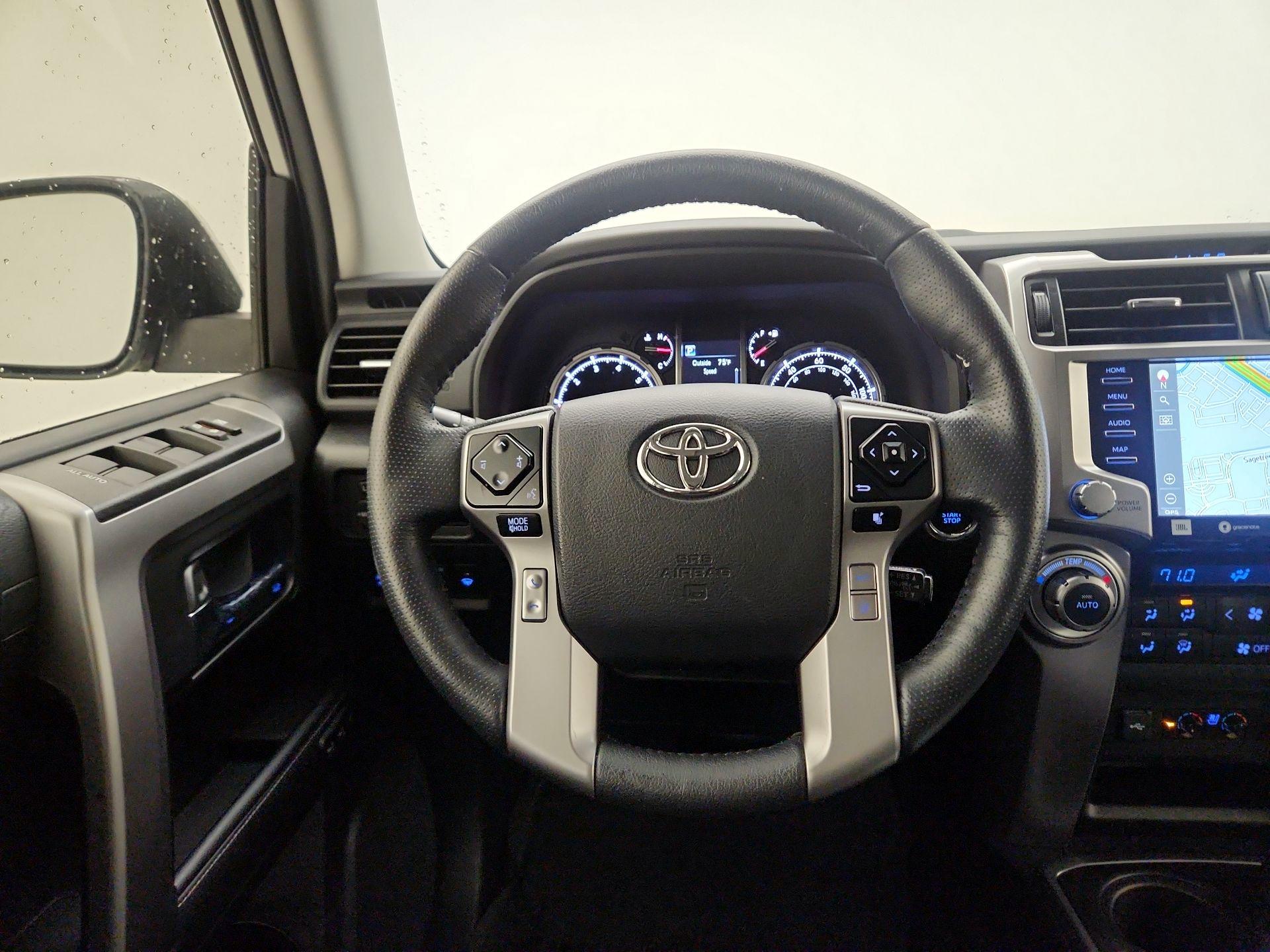 Thumbnail: 2023 Toyota 4Runner - 10