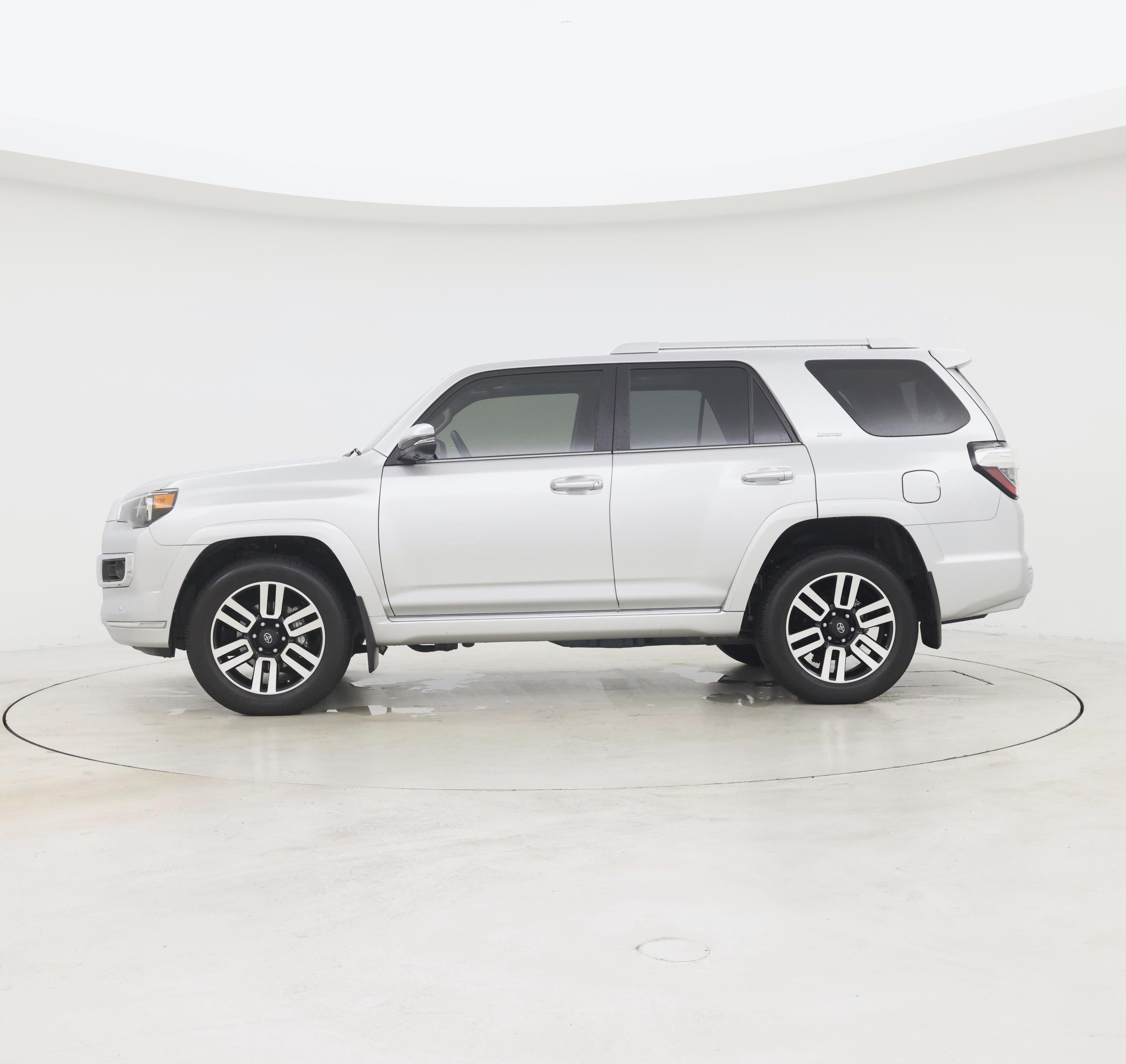 Thumbnail: 2023 Toyota 4Runner - 3