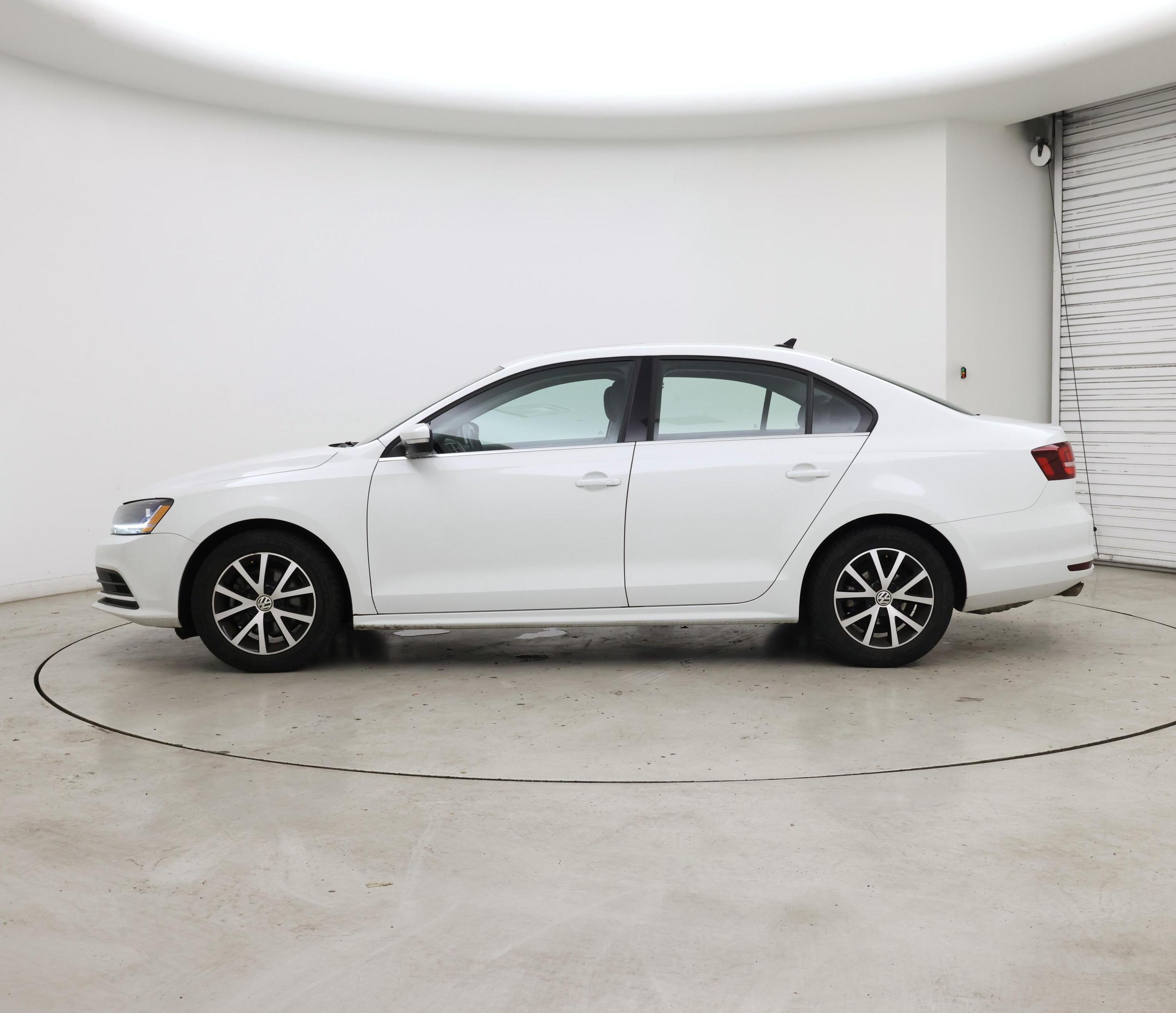 Thumbnail: 2017 Volkswagen Jetta - 3