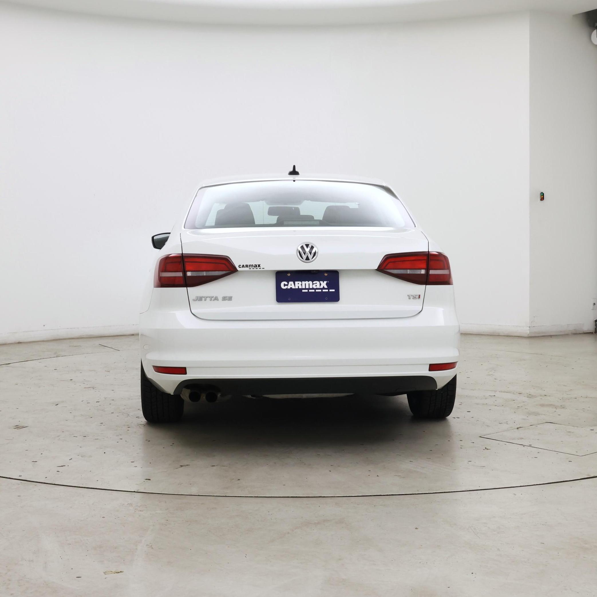 Thumbnail: 2017 Volkswagen Jetta - 6
