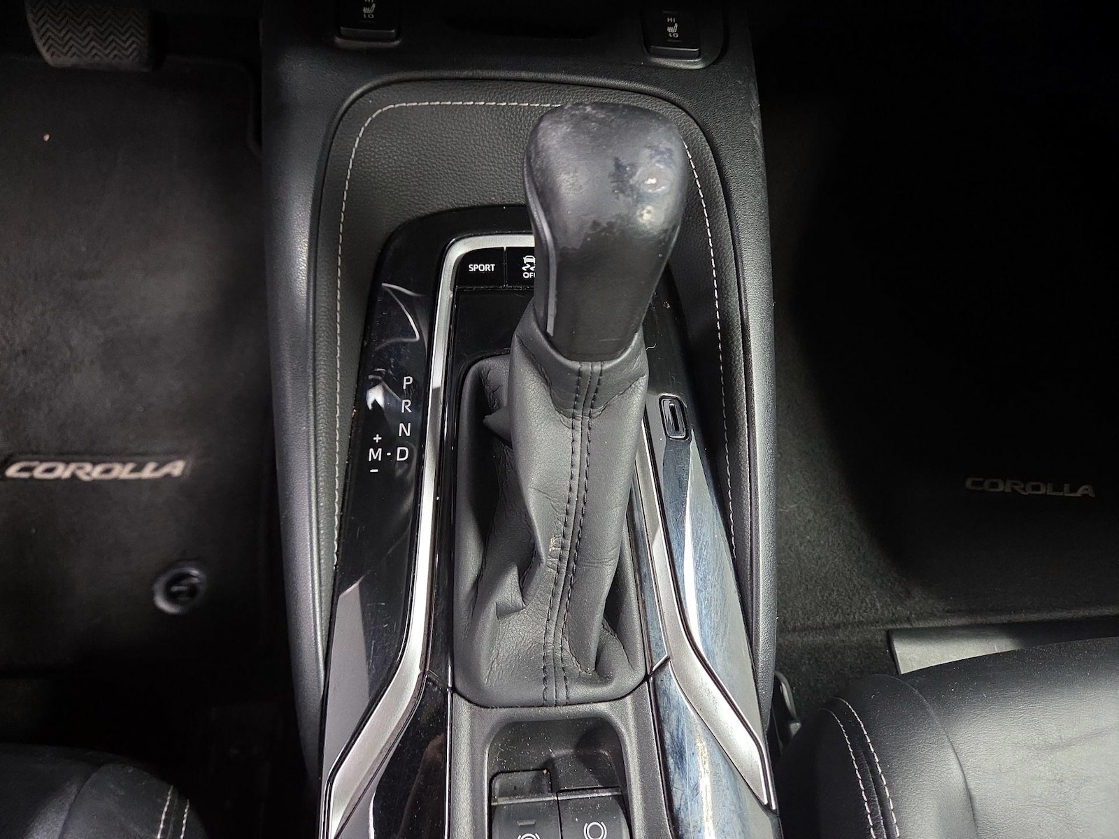 2020 Toyota Corolla Hatchback XSE - Photo 18
