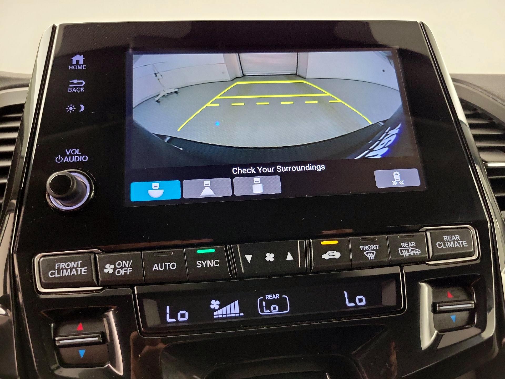 Thumbnail: 2019 Honda Odyssey - 12