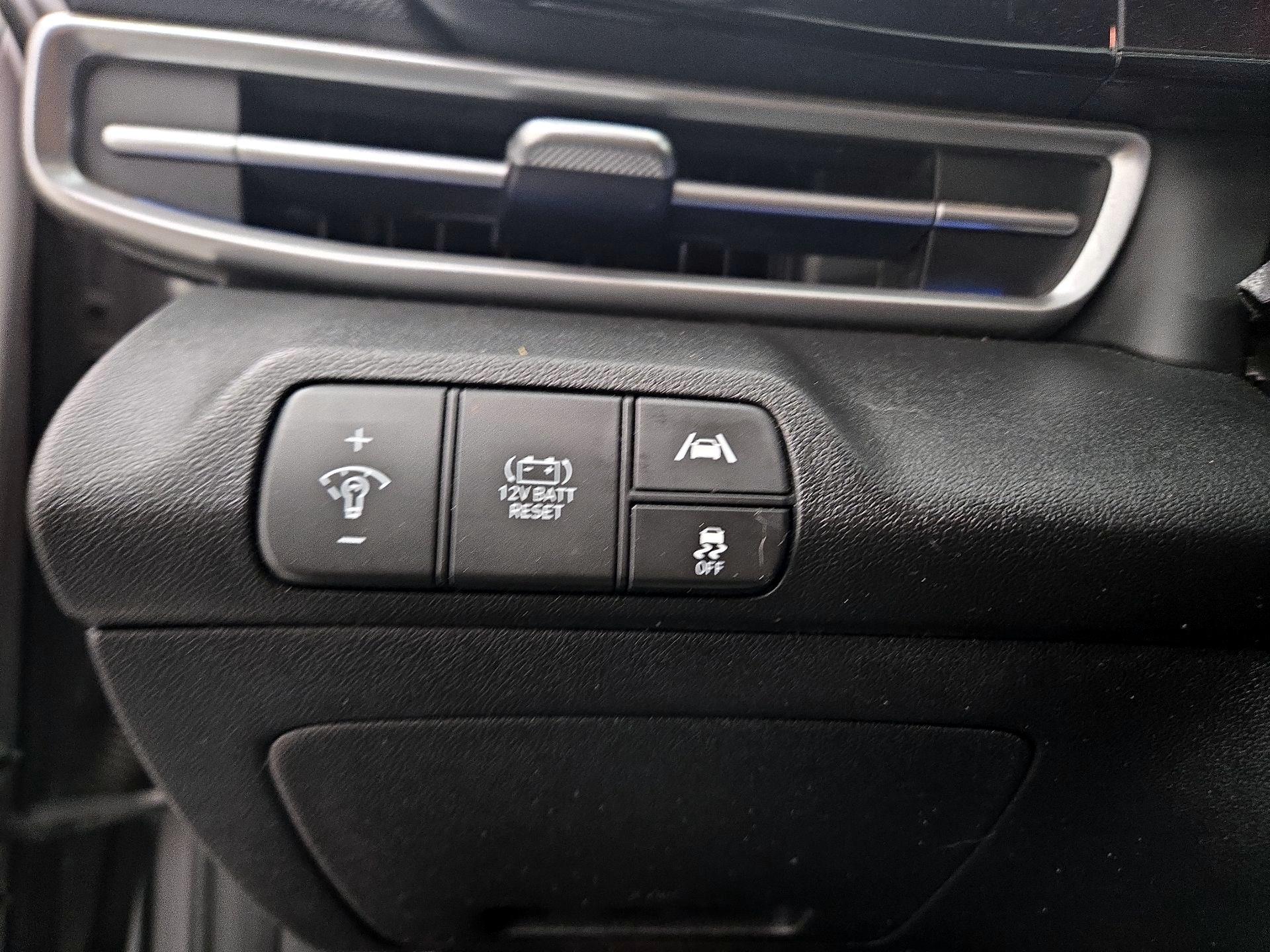Thumbnail: 2021 Hyundai Elantra - 13