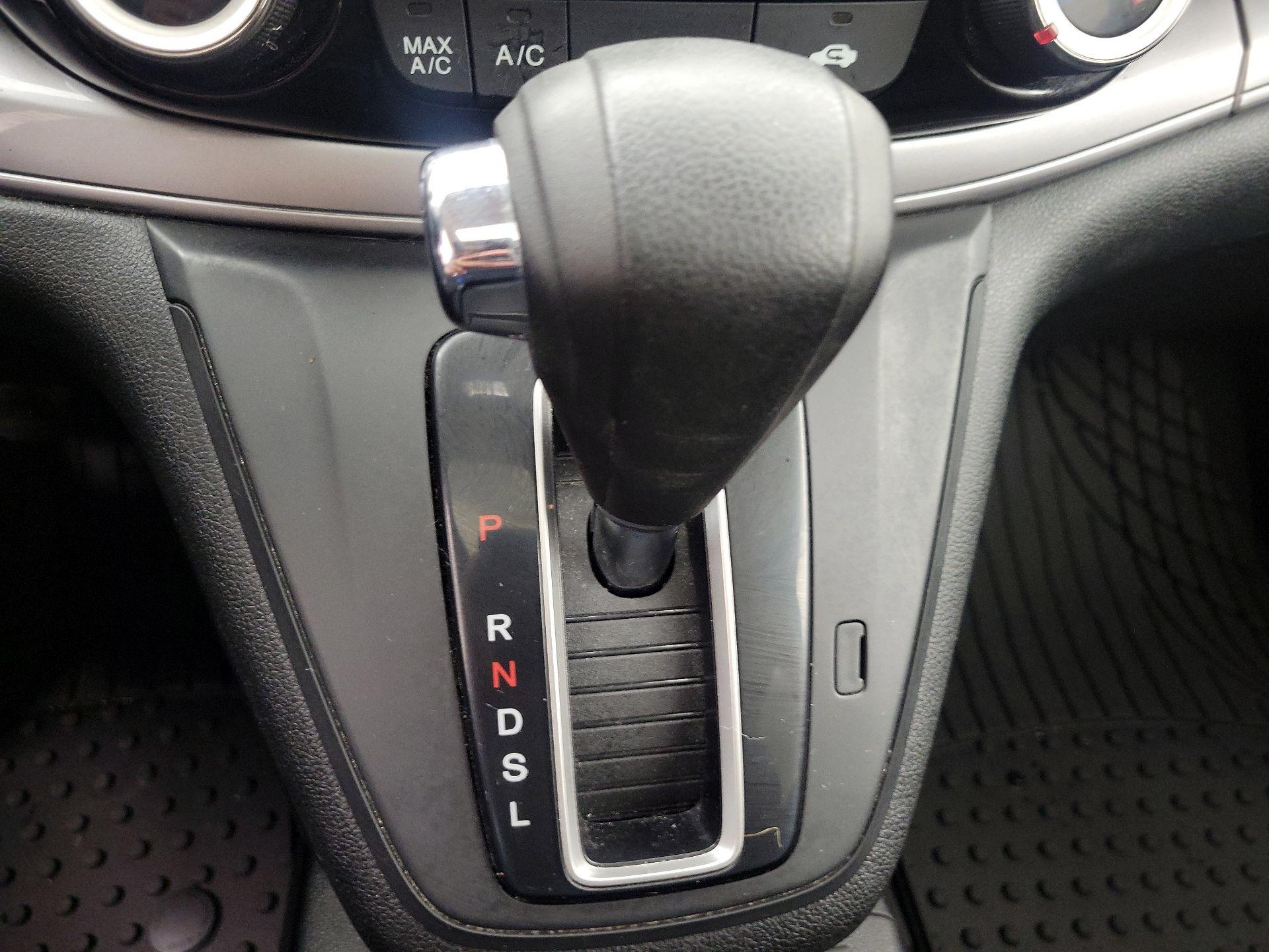 Thumbnail: 2015 Honda CR-V - 17