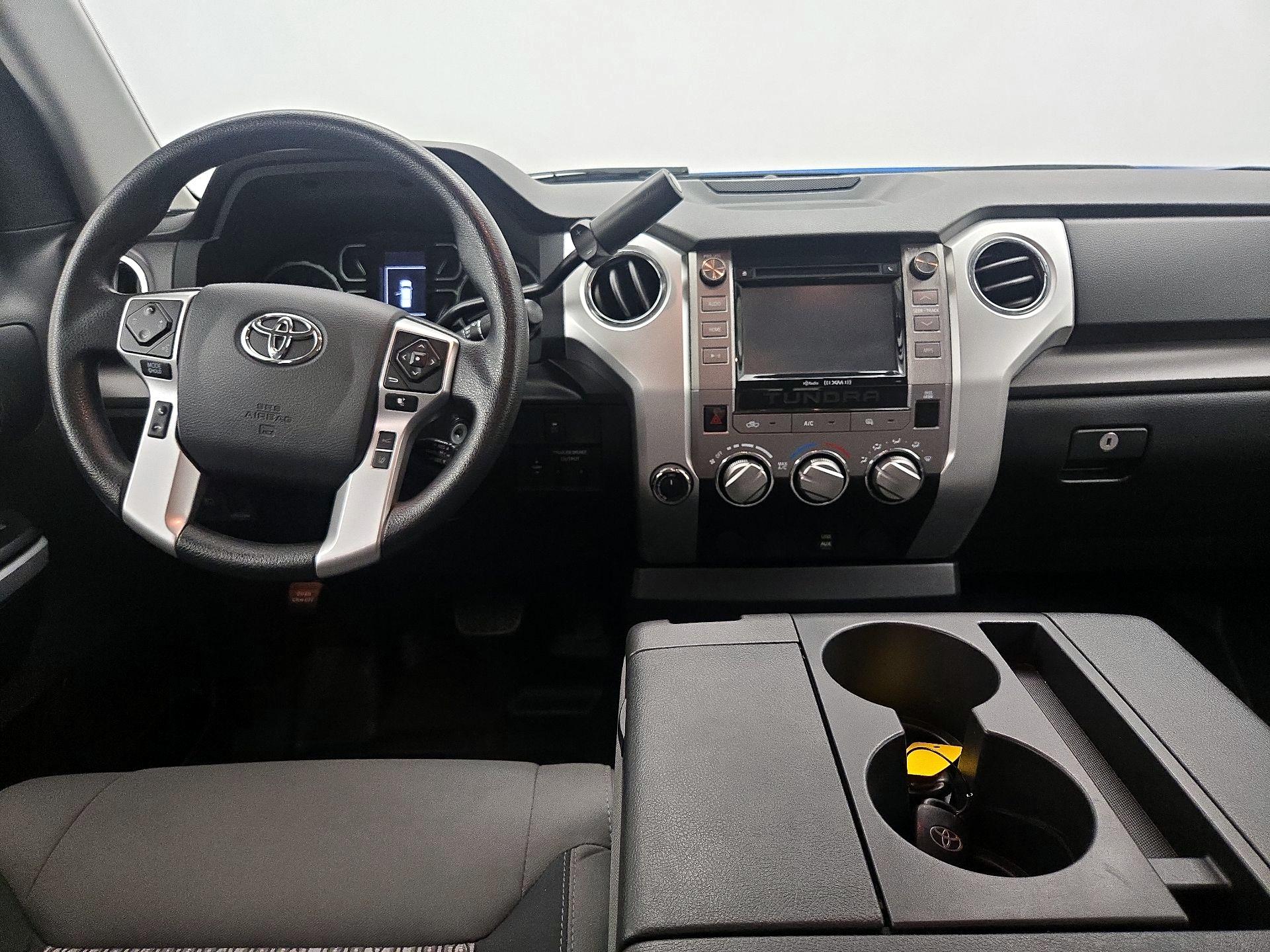 Thumbnail: 2018 Toyota Tundra - 9