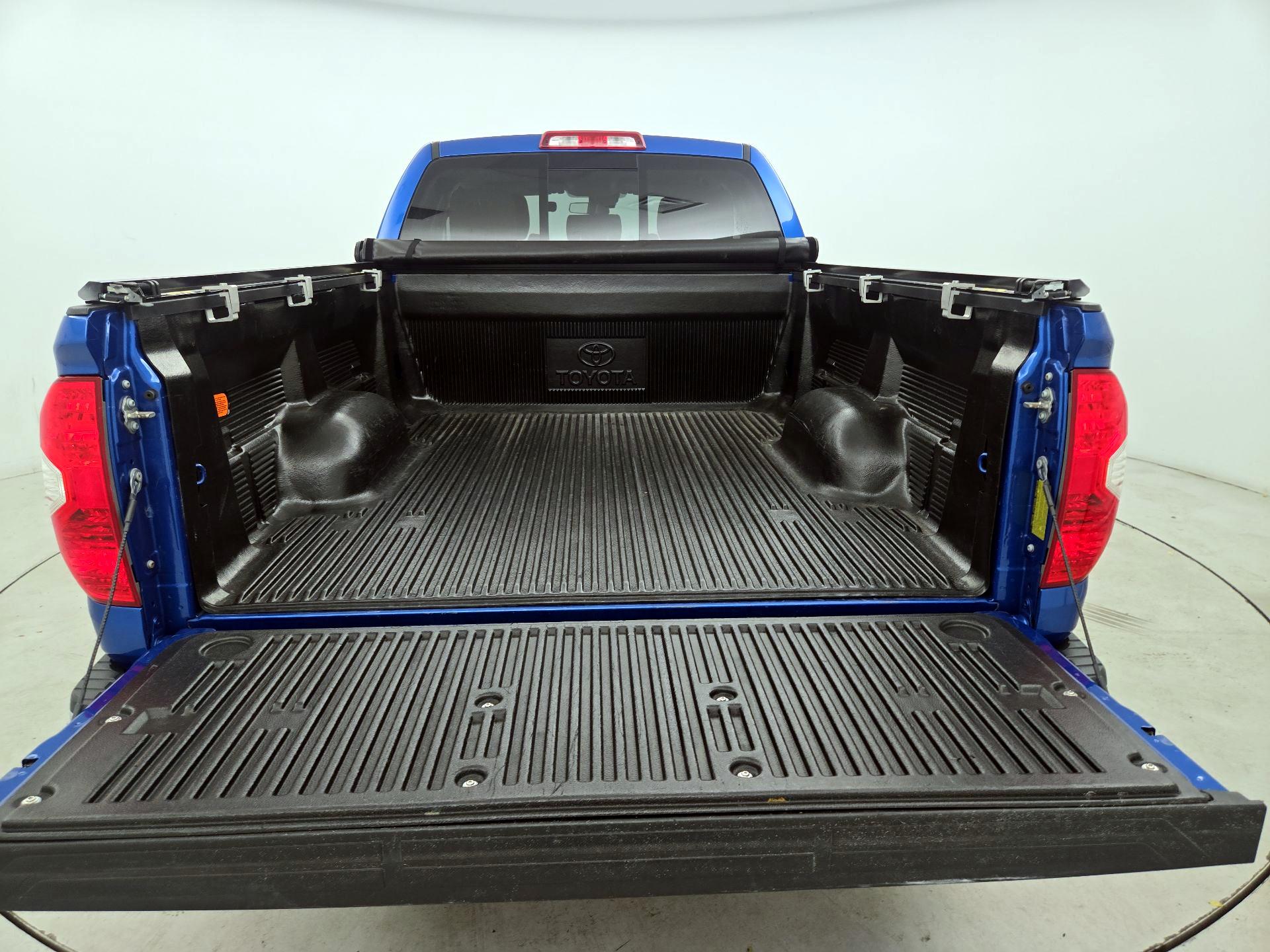 Thumbnail: 2018 Toyota Tundra - 20