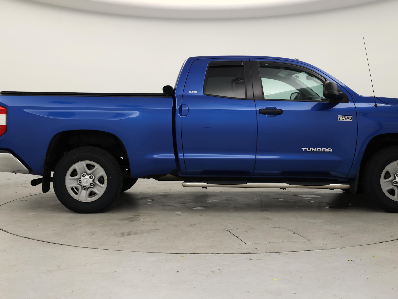 2018 Toyota Tundra SR5 - Photo 8