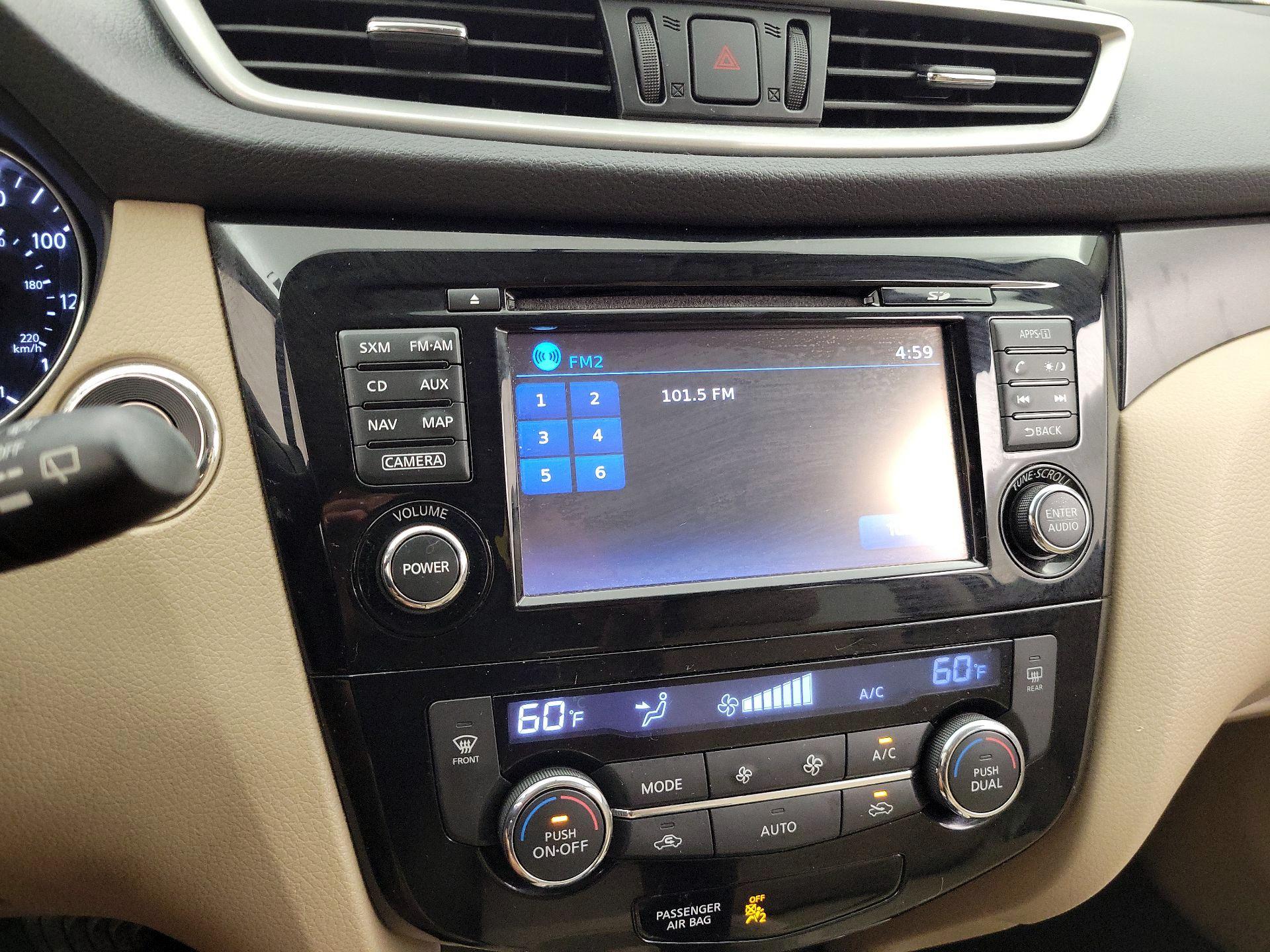 Thumbnail: 2016 Nissan Rogue - 14