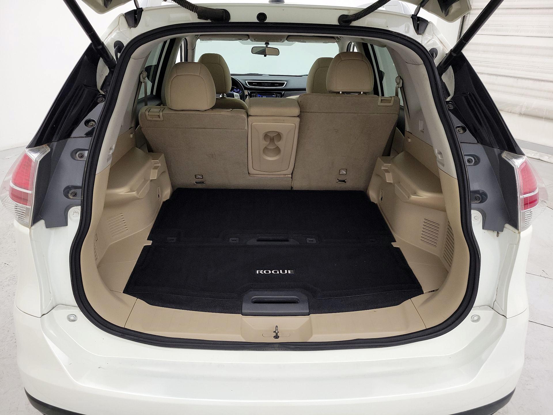 Thumbnail: 2016 Nissan Rogue - 20
