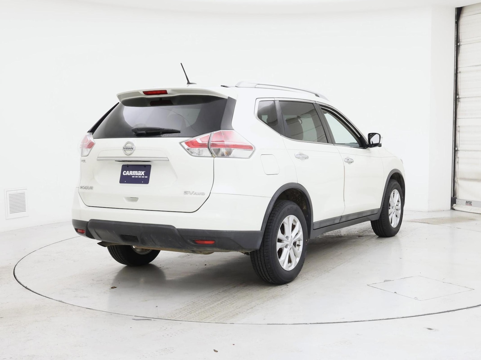 2016 Nissan Rogue SV - Photo 9