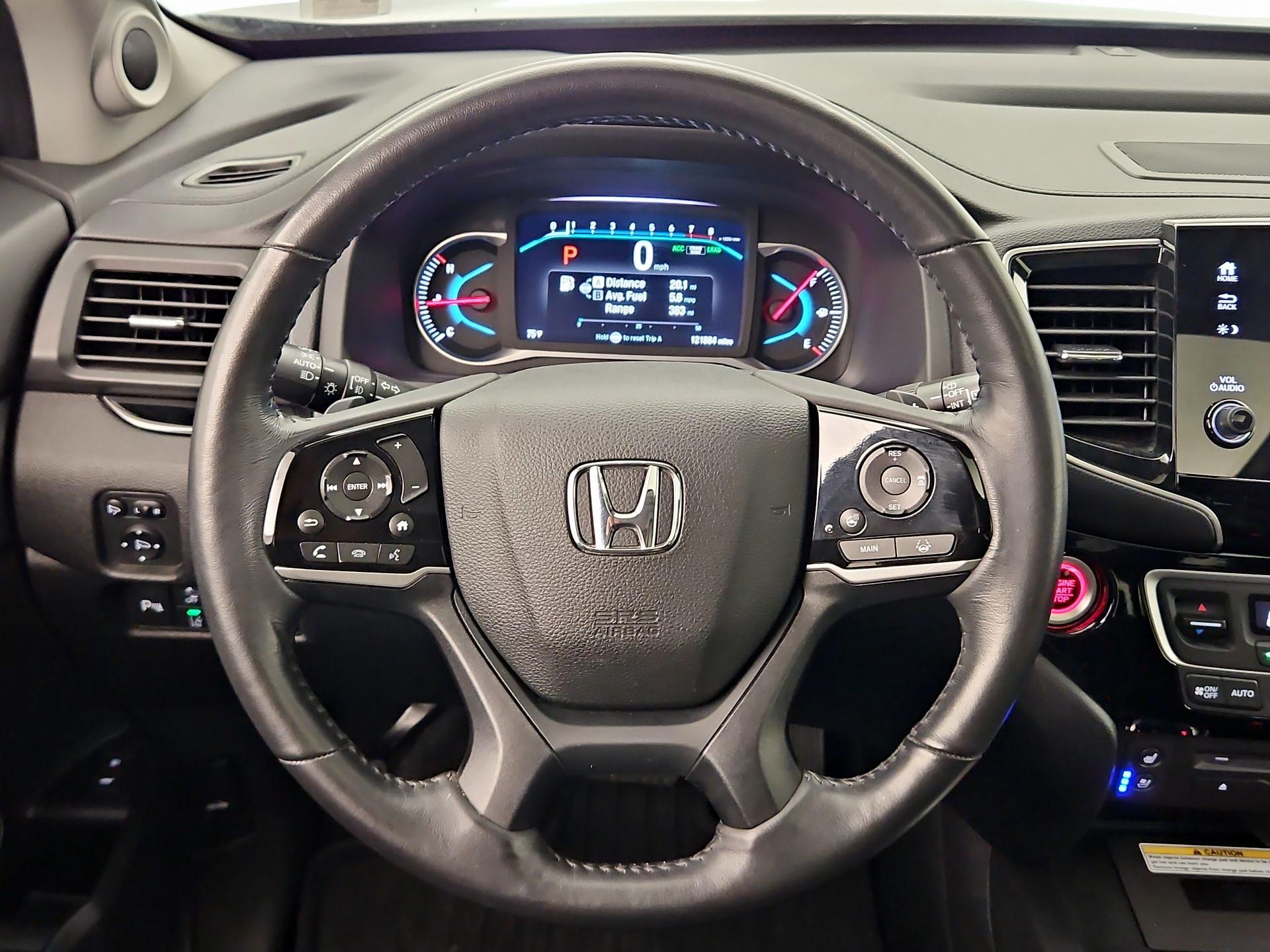 Thumbnail: 2019 Honda Pilot - 10