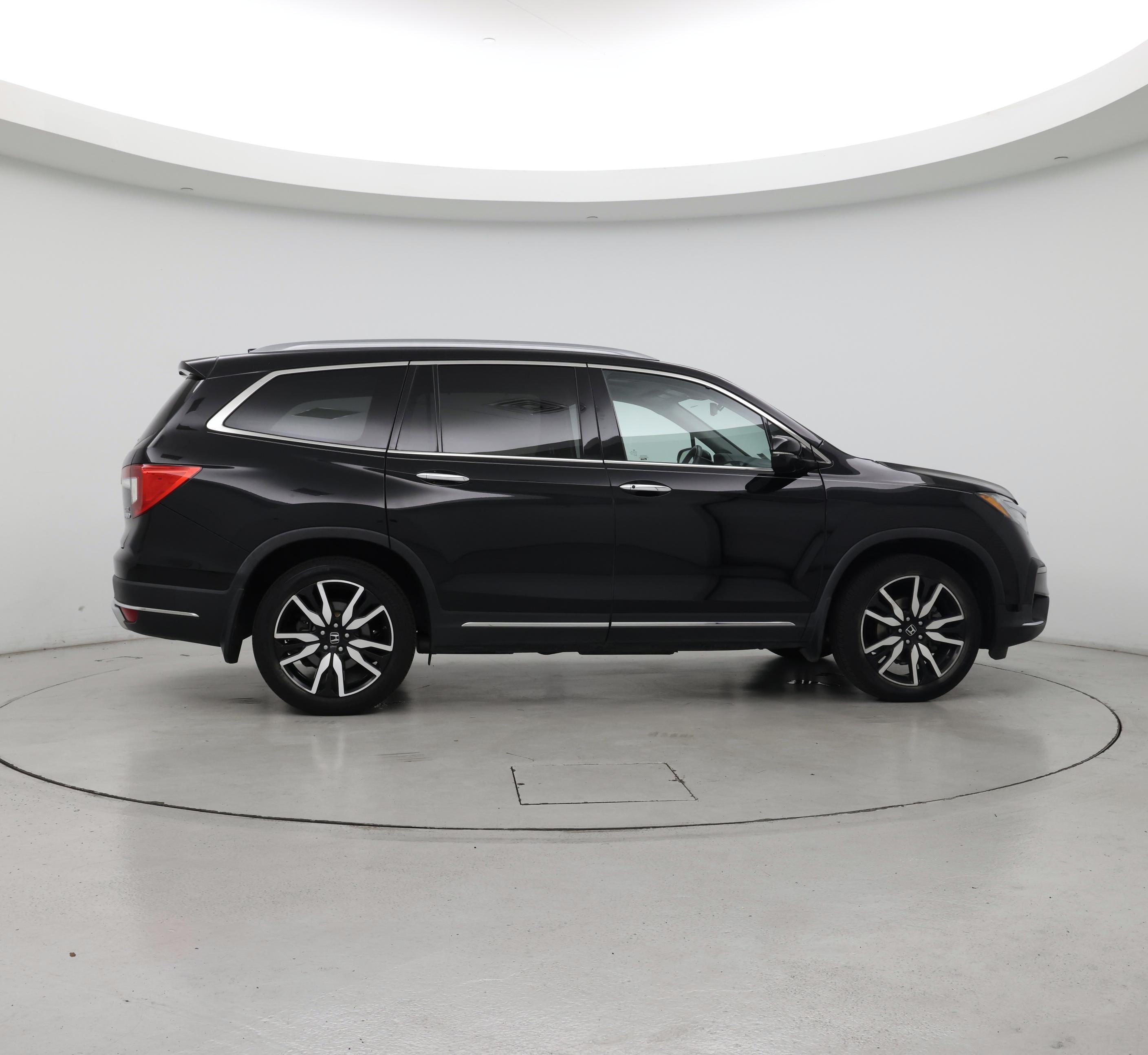 Thumbnail: 2019 Honda Pilot - 7
