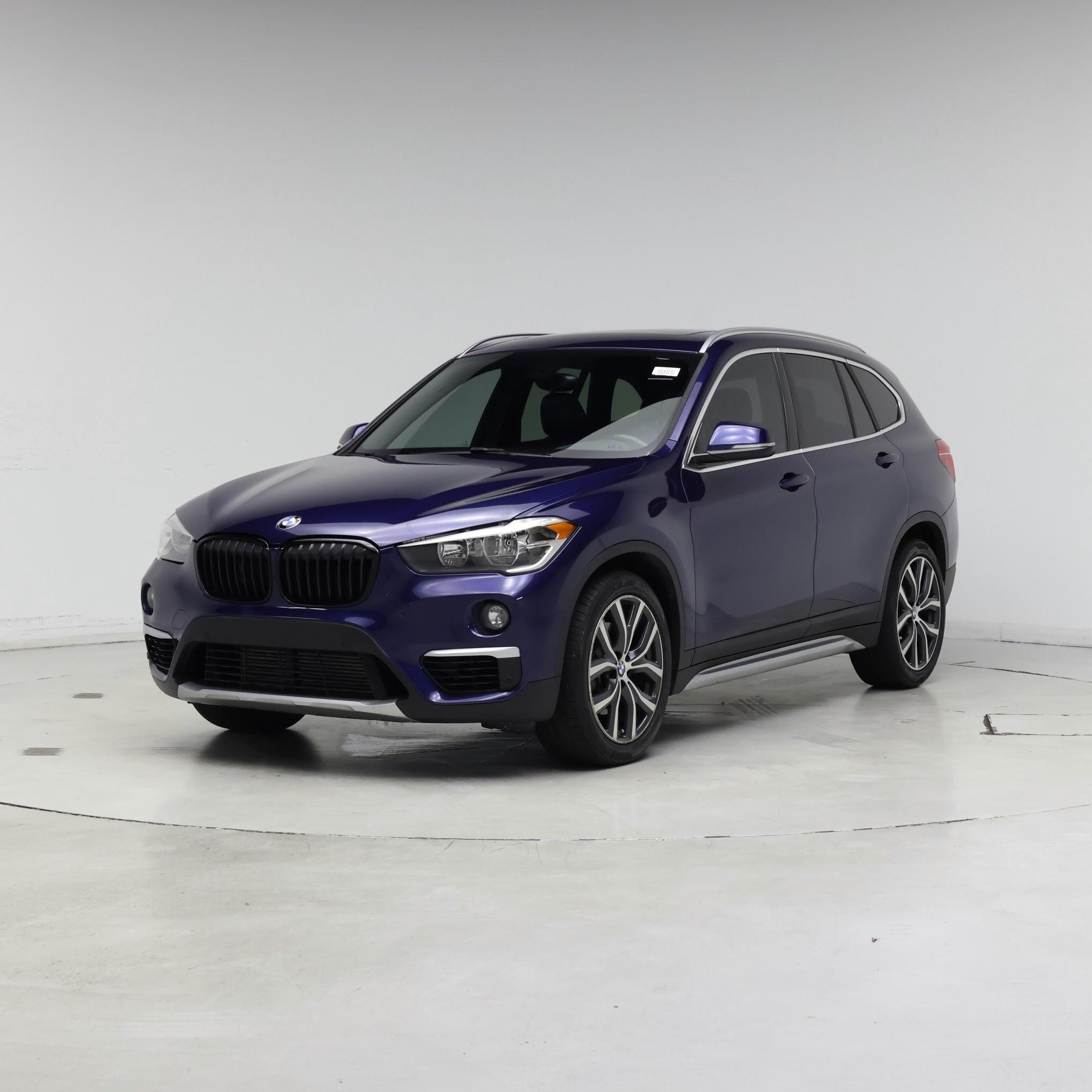 Thumbnail: 2018 BMW X1 - 4