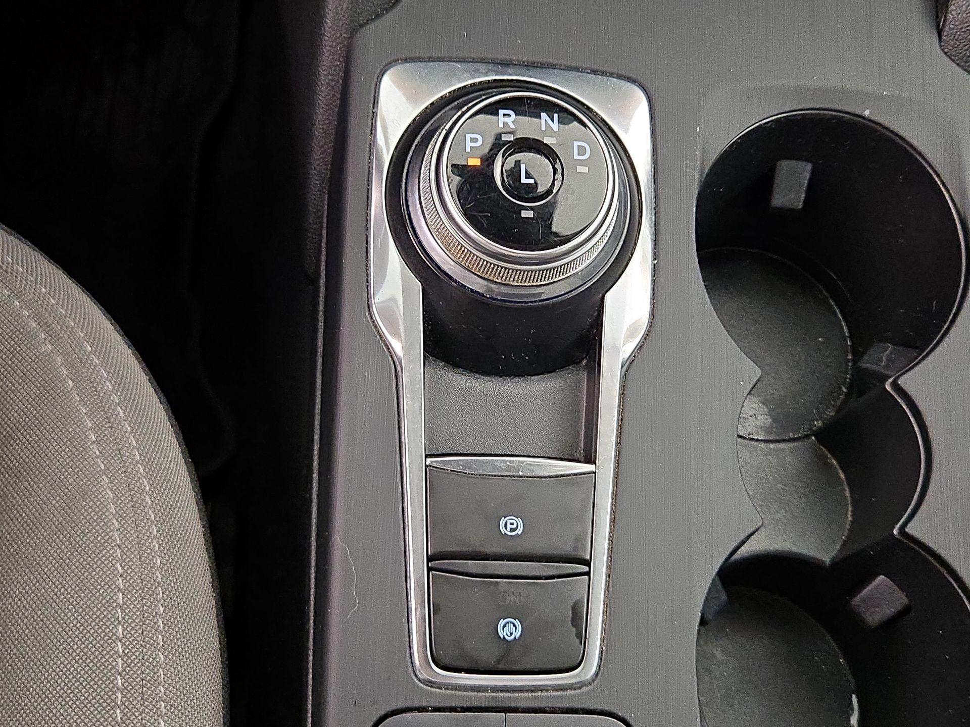 Thumbnail: 2021 Ford Escape - 17