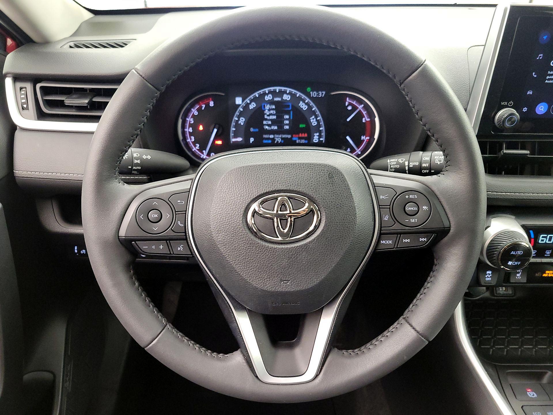 Thumbnail: 2023 Toyota RAV4 - 10