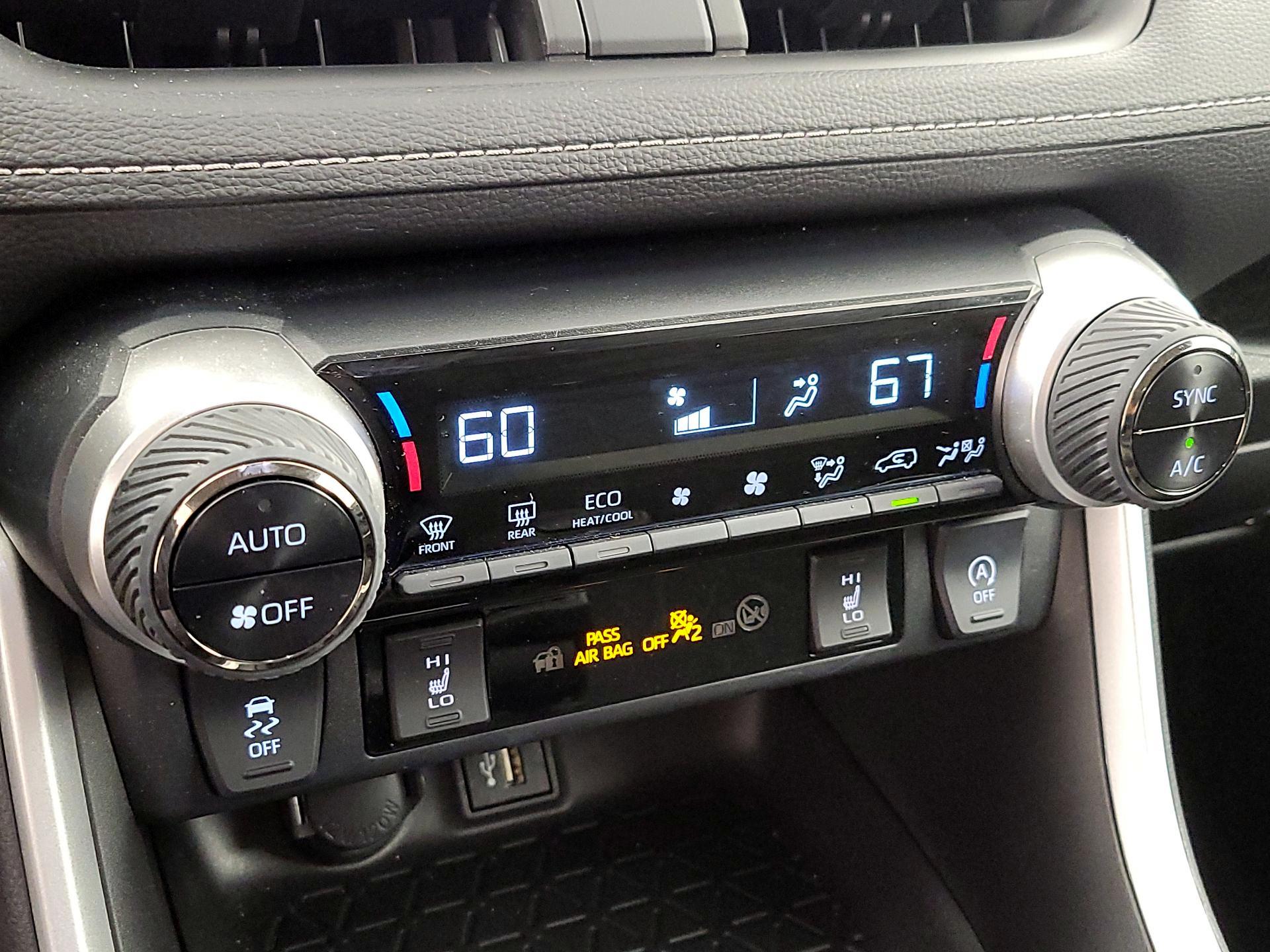 Thumbnail: 2023 Toyota RAV4 - 16