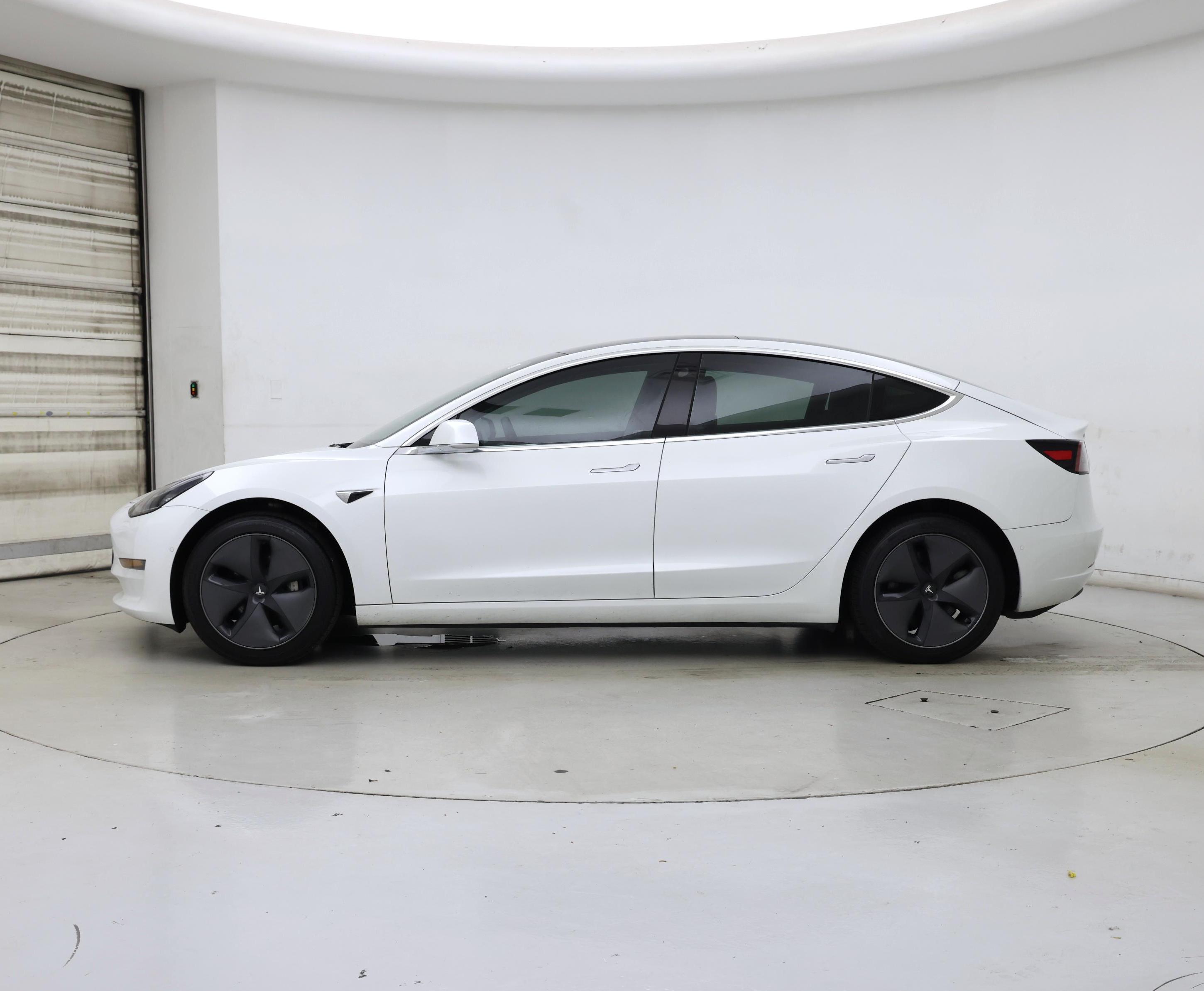Thumbnail: 2020 Tesla Model 3 - 3