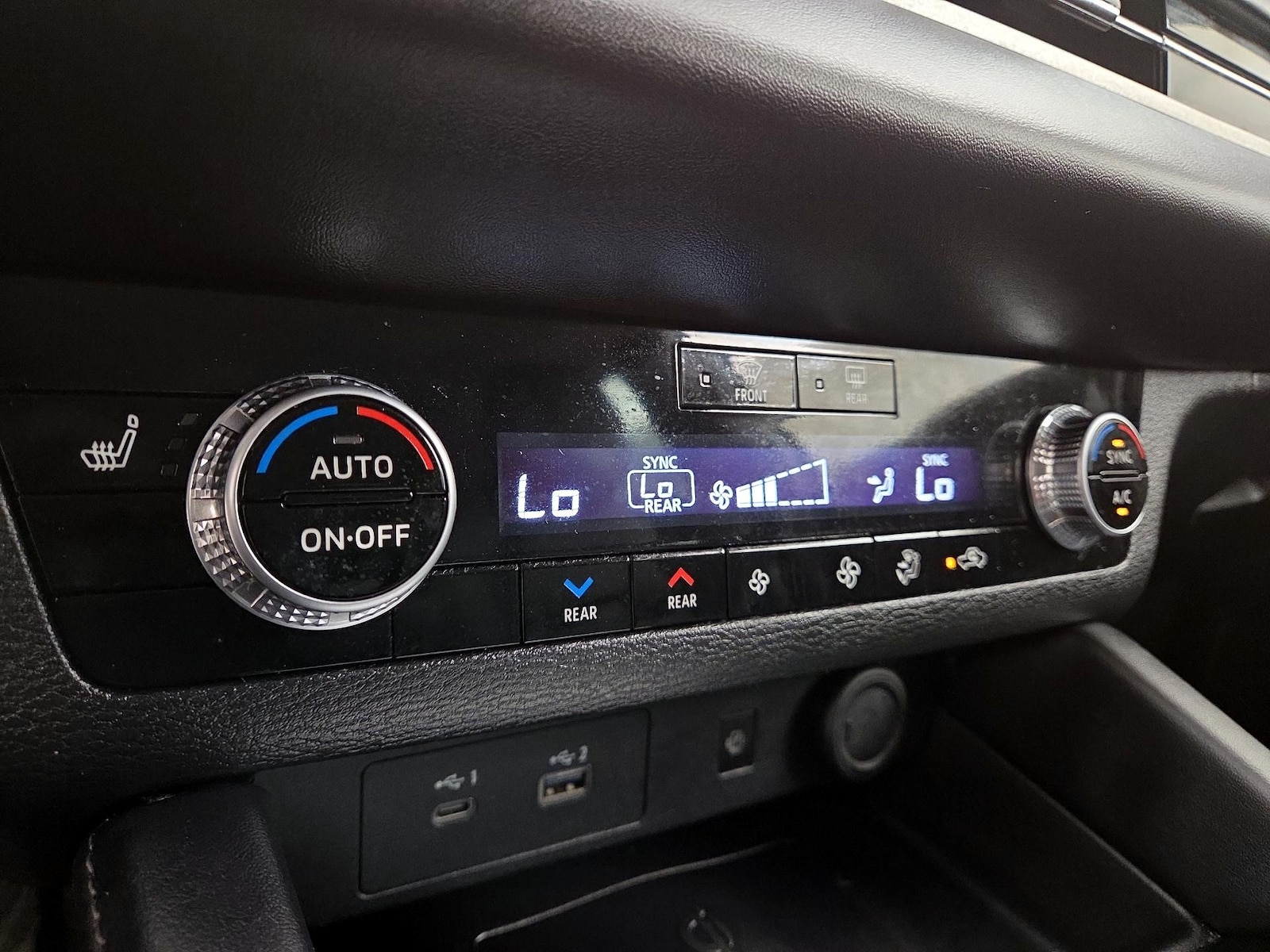 2023 Mitsubishi Outlander SEL - Photo 18
