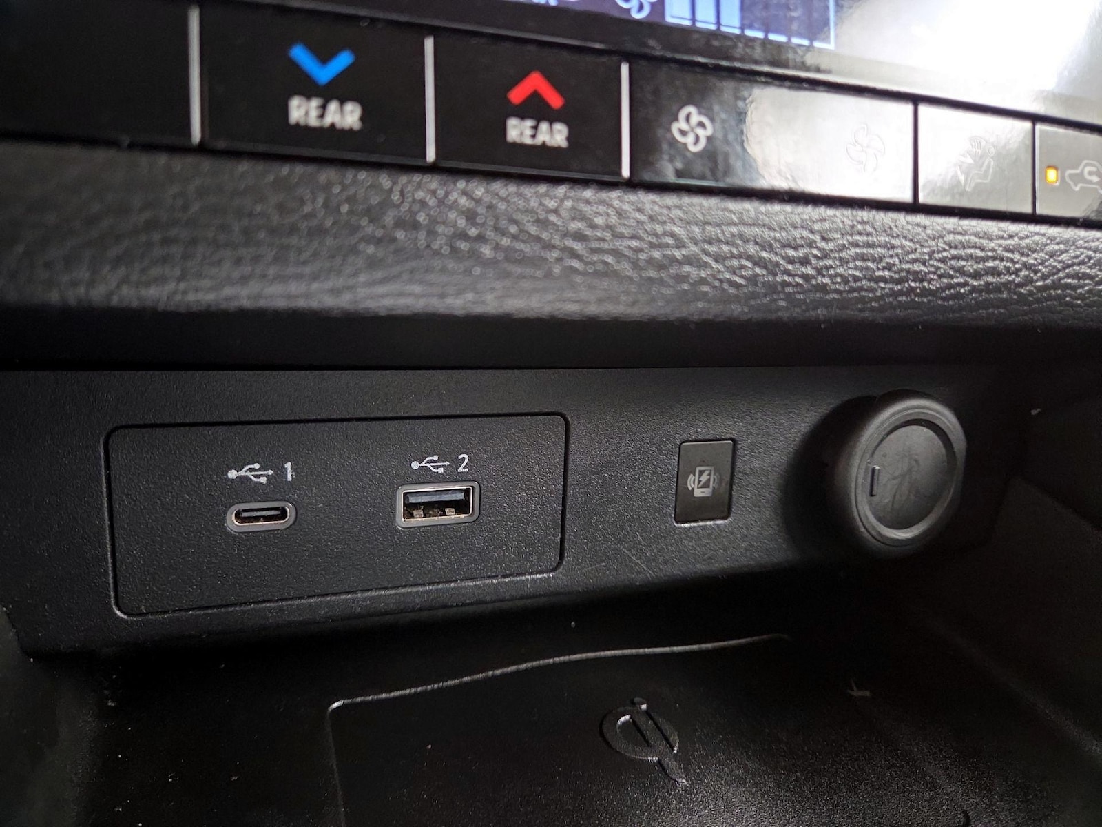 2023 Mitsubishi Outlander SEL - Photo 20