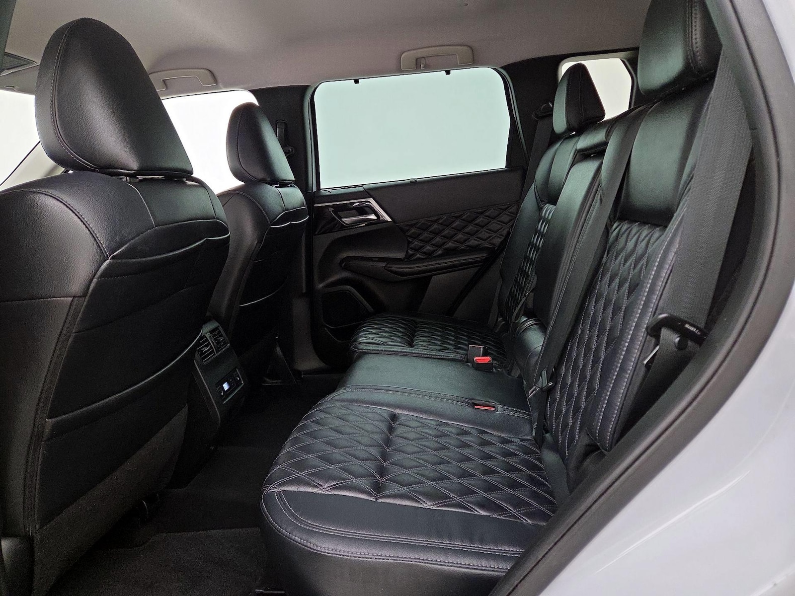 2023 Mitsubishi Outlander SEL - Photo 21