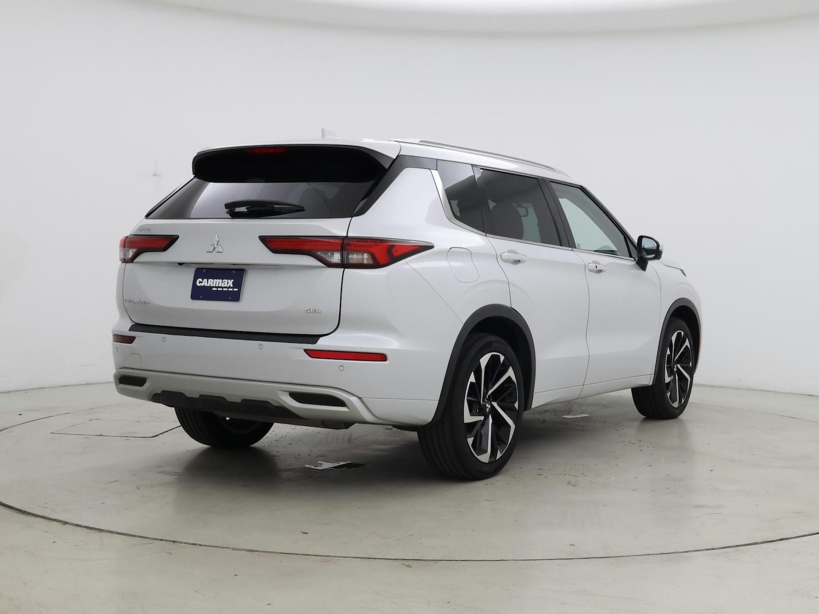 2023 Mitsubishi Outlander SEL - Photo 9