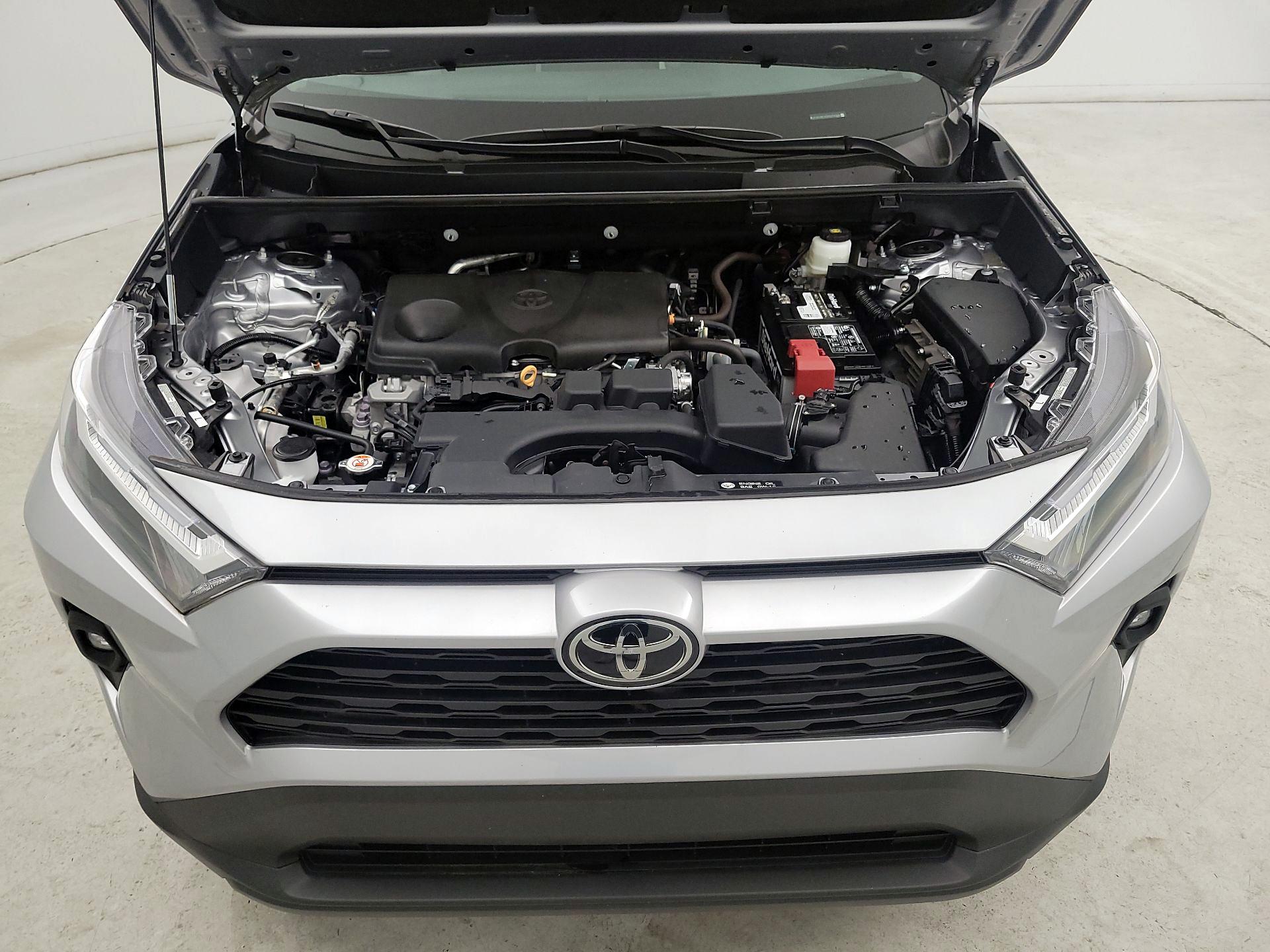 Thumbnail: 2024 Toyota RAV4 - 19