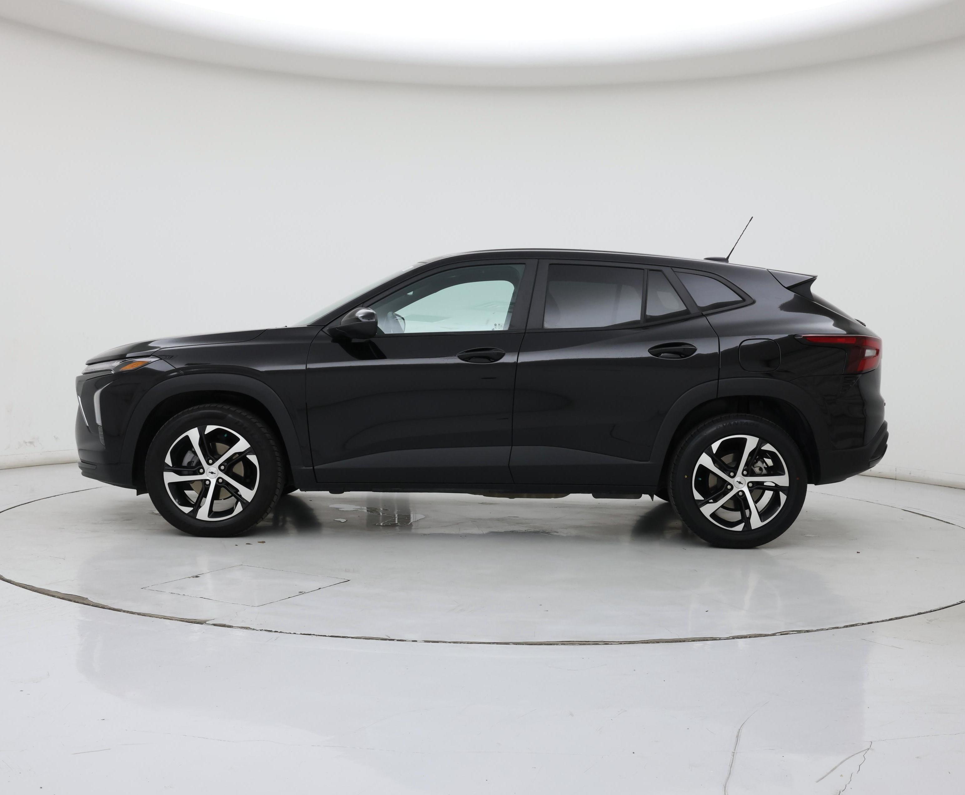 Thumbnail: 2025 Chevrolet Trax - 3