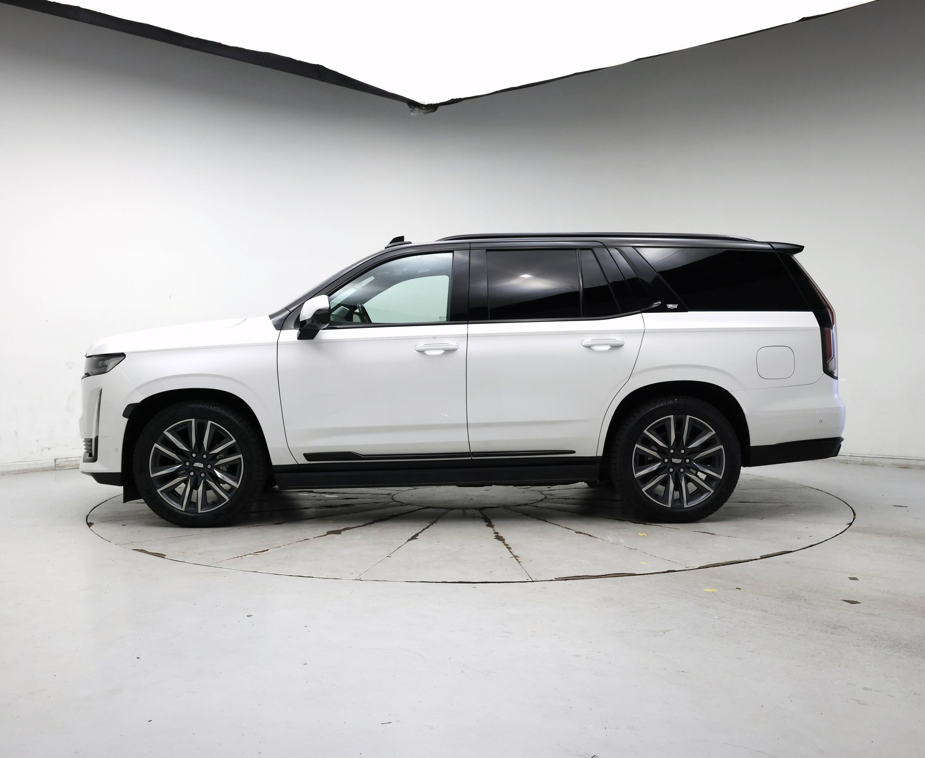 Thumbnail: 2023 Cadillac Escalade - 3