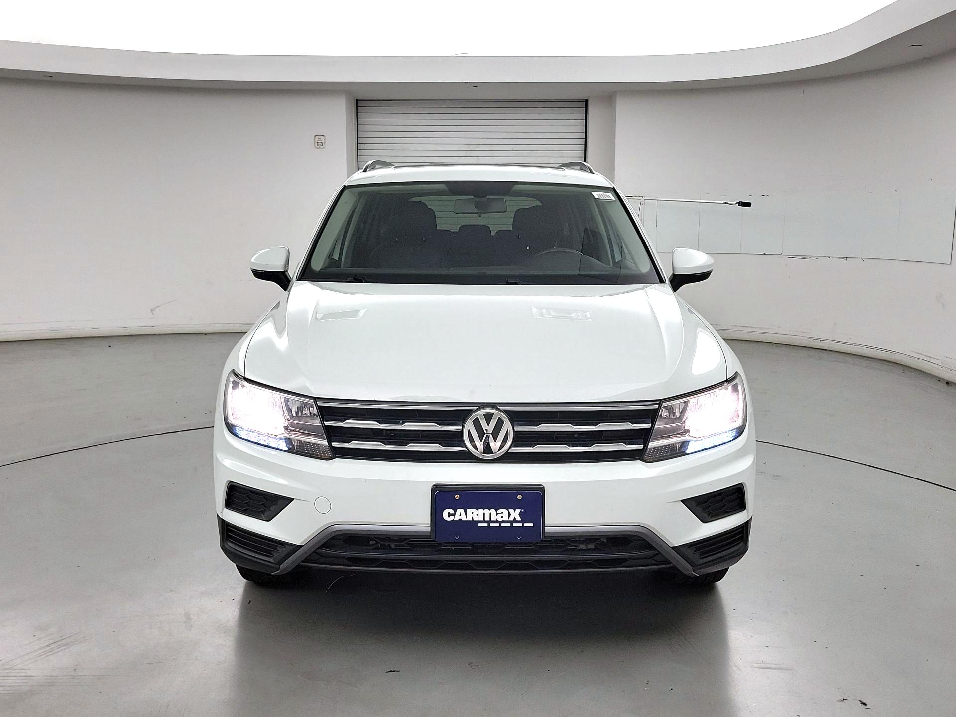 Thumbnail: 2020 Volkswagen Tiguan - 2